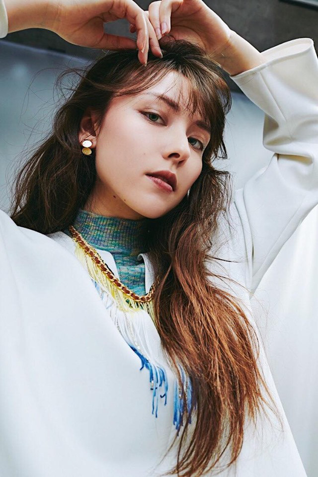 Creative Director : Rona