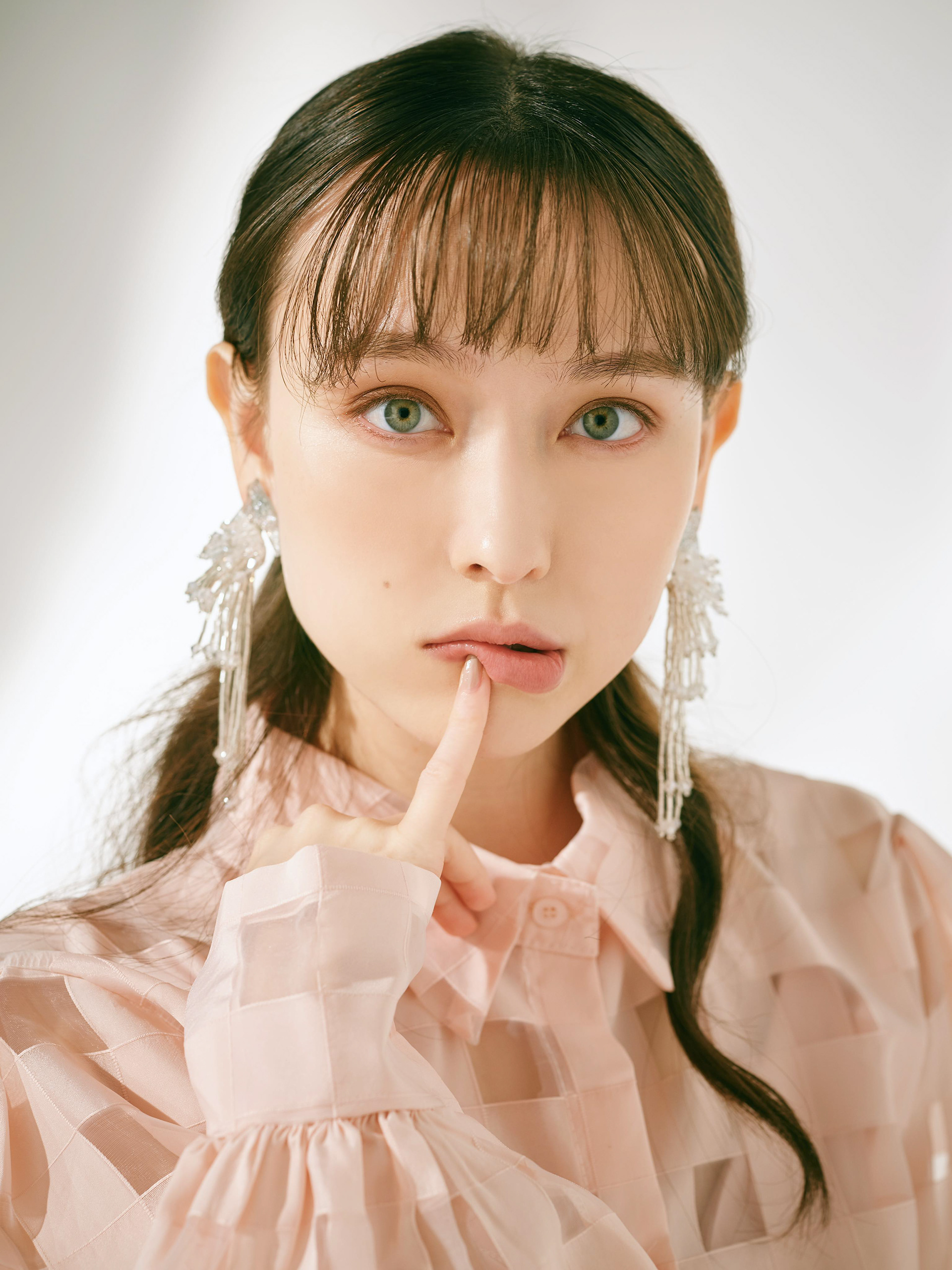 Creative Director : Rona