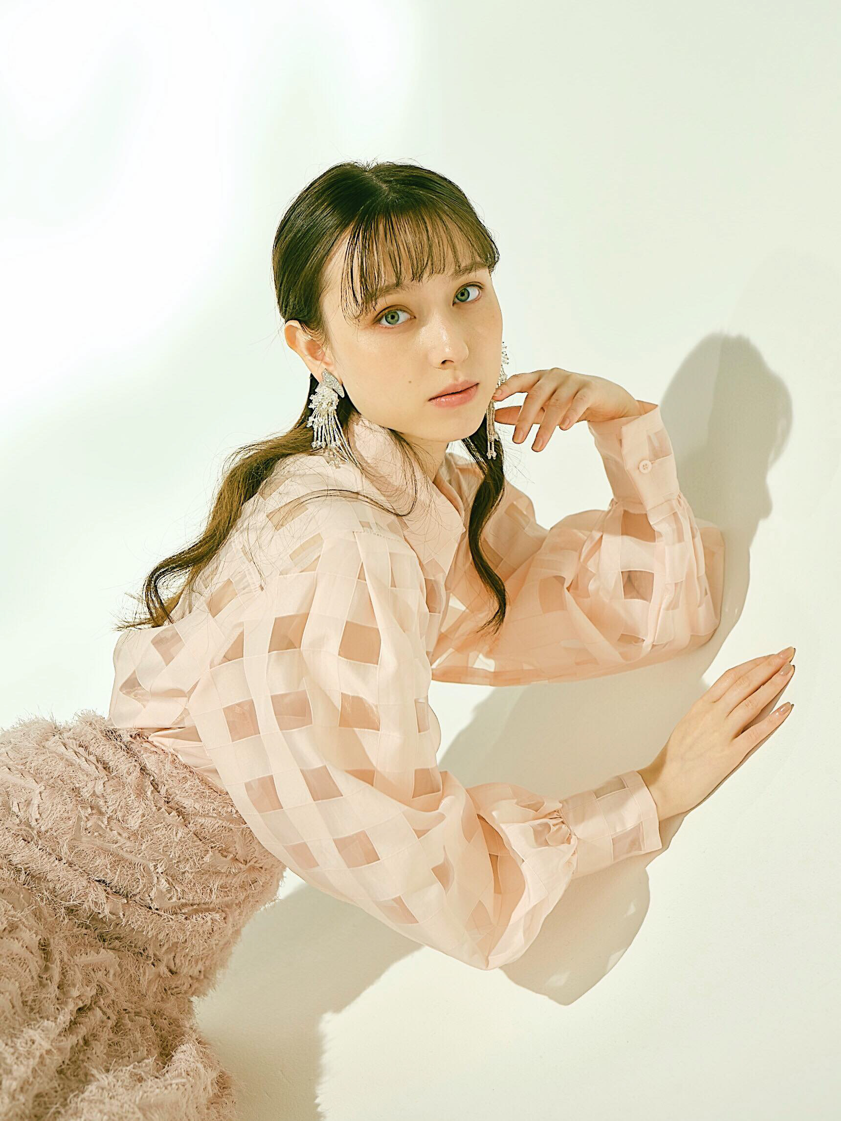 Creative Director : Rona