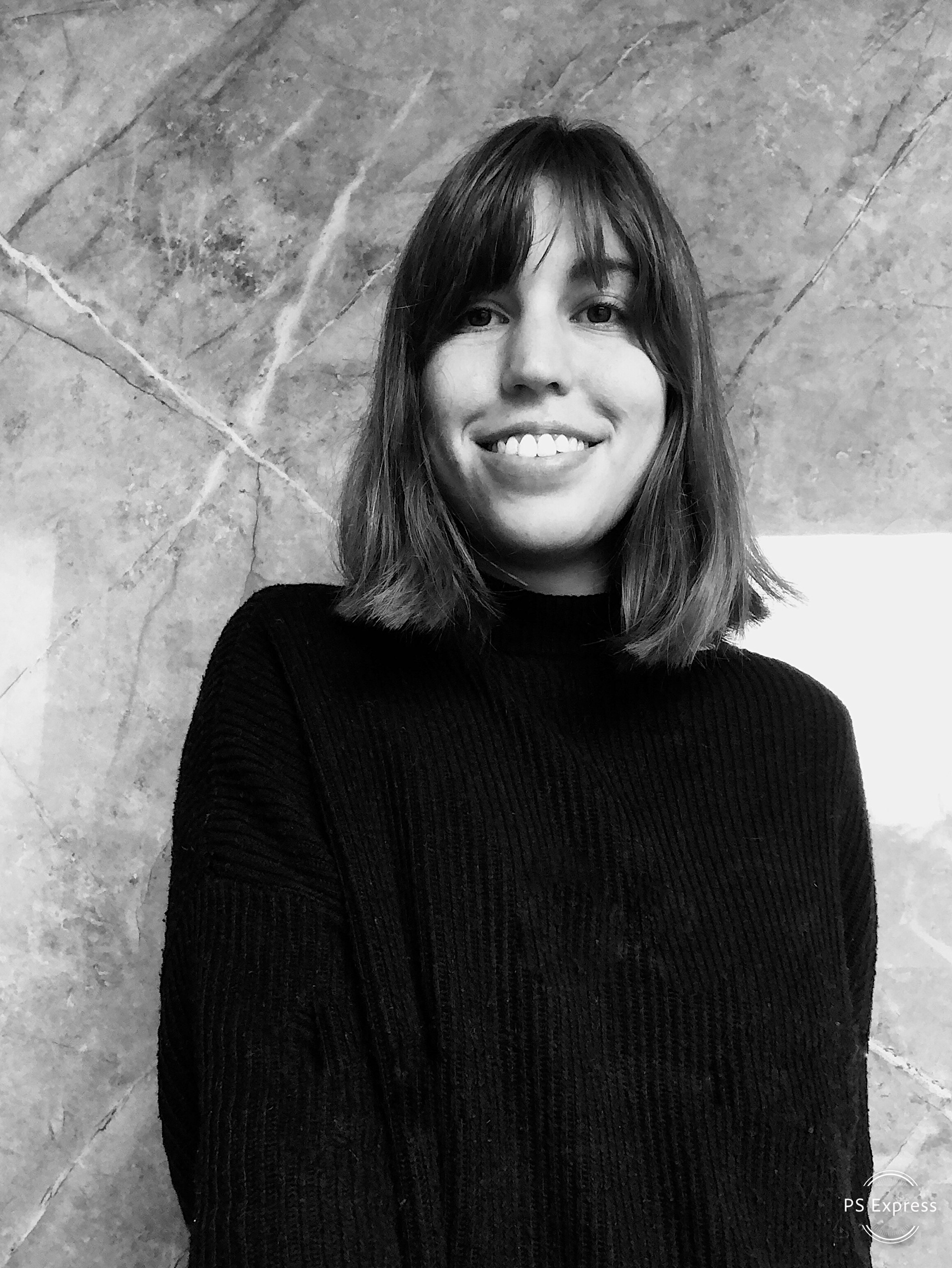 Tengo 24 años, me considero una persona proactiva, curiosa, abierta y con muchas ganas de aprender. Me interesa crecer, adquirir experiencias e incorporar herramientas para crecer en mi carrera profesional.