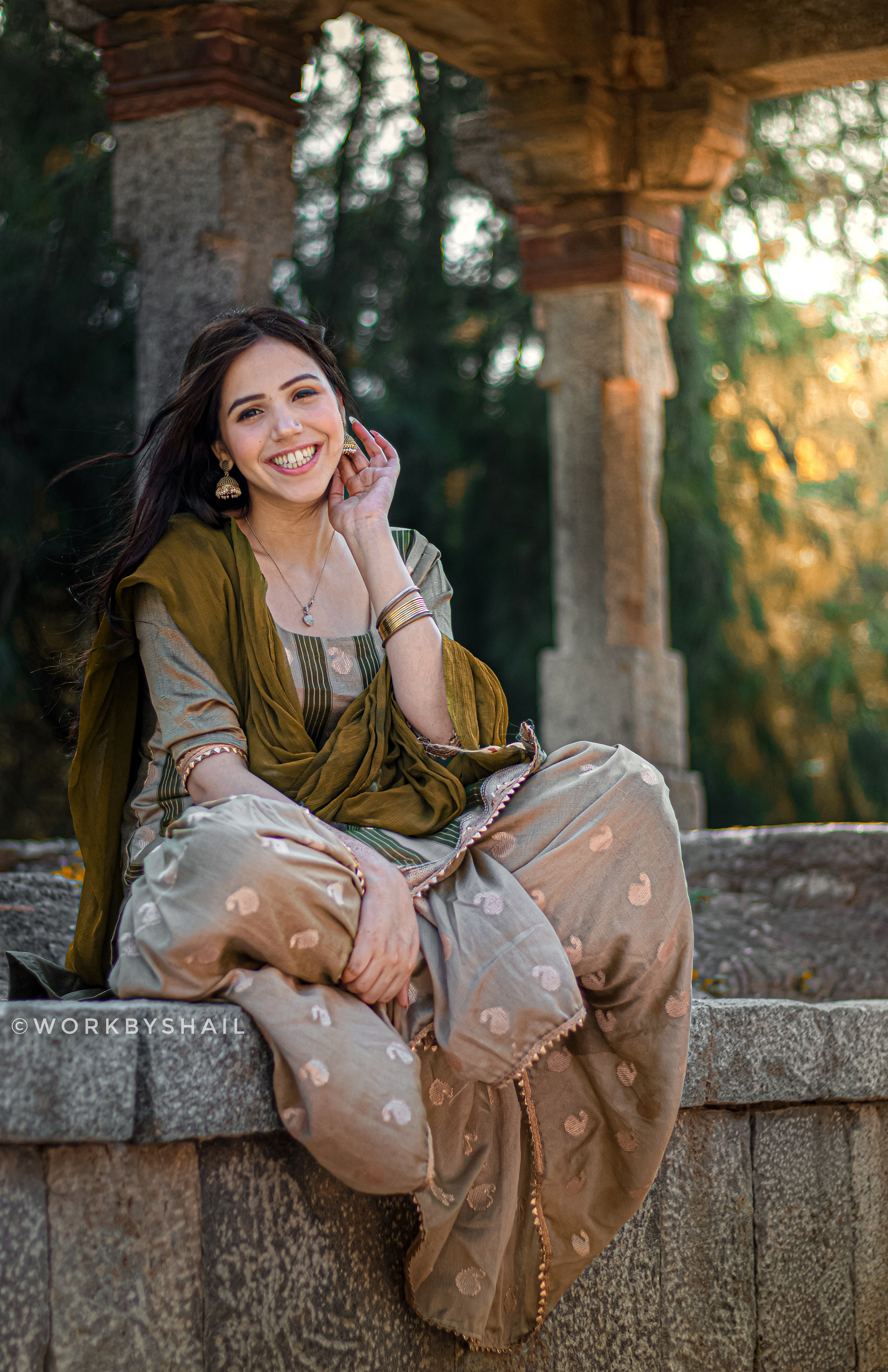 smiling-portrait-Bareilly-photographer-bareilly-workbyshail