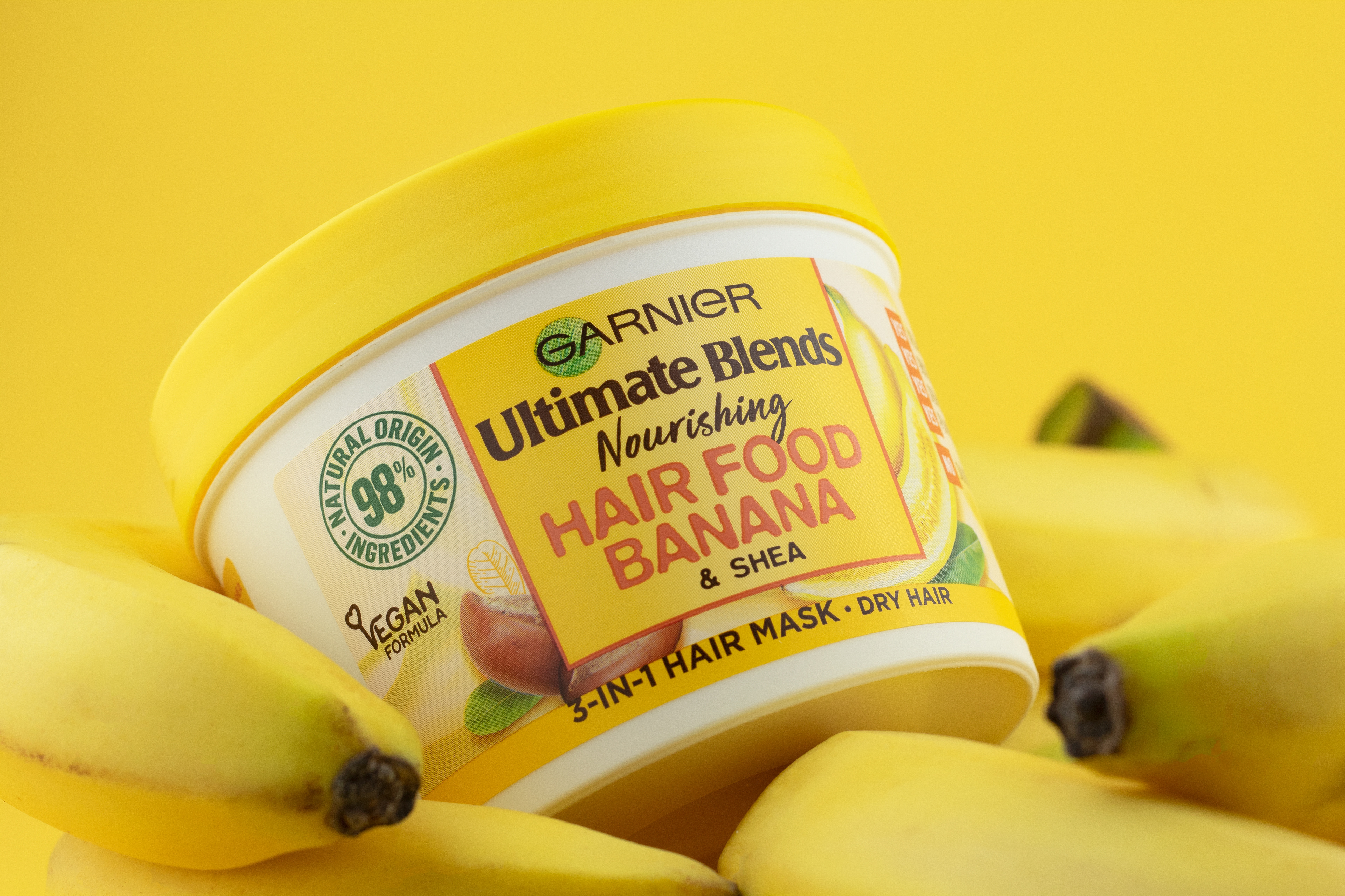 GARNIER ULTIMATE BLENDS NOURISHING HAIR FOOD; BANANA