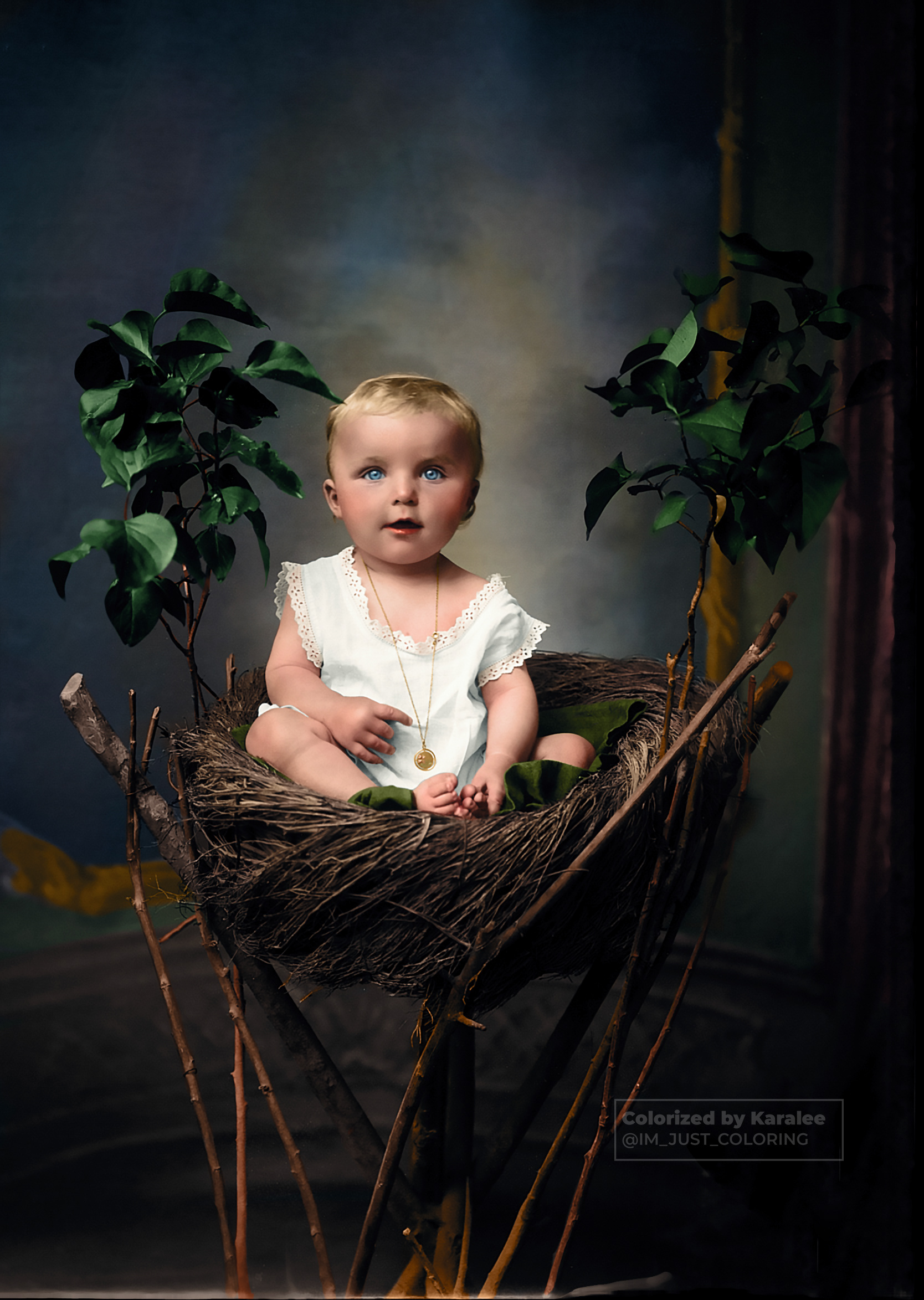 "Portrait d'enfant" 📷 Rault Henri c. 29 juillet 1928  Original Image from @museedebretagne