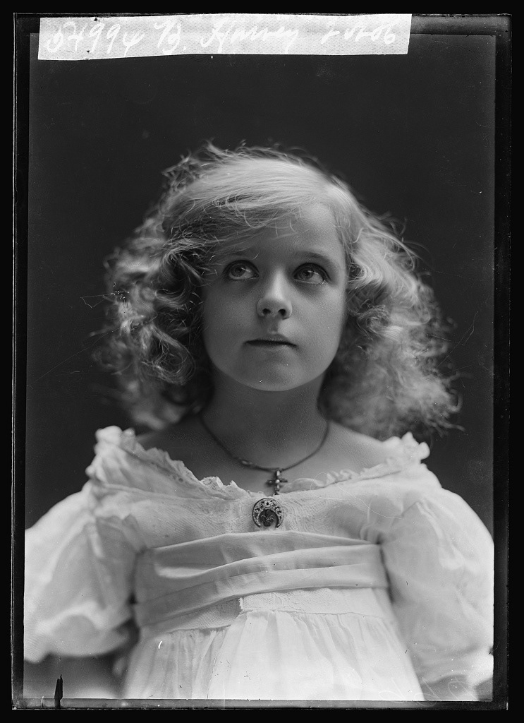 “Harvey, B.“ 📸 C.M. Bell c. March 1905 - August 1906  Original image from @librarycongress