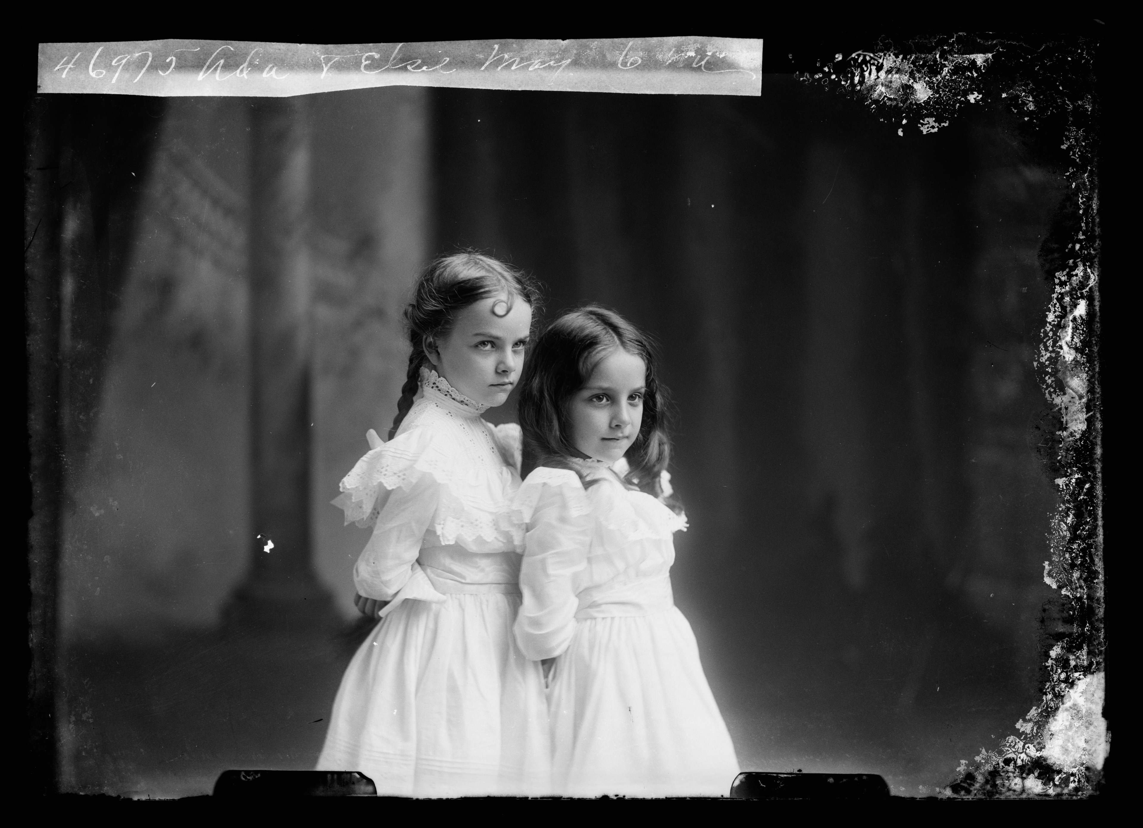 "May, Ada and Elsie" 📷 CM Bell c. 1894  Original image from @librarycongress