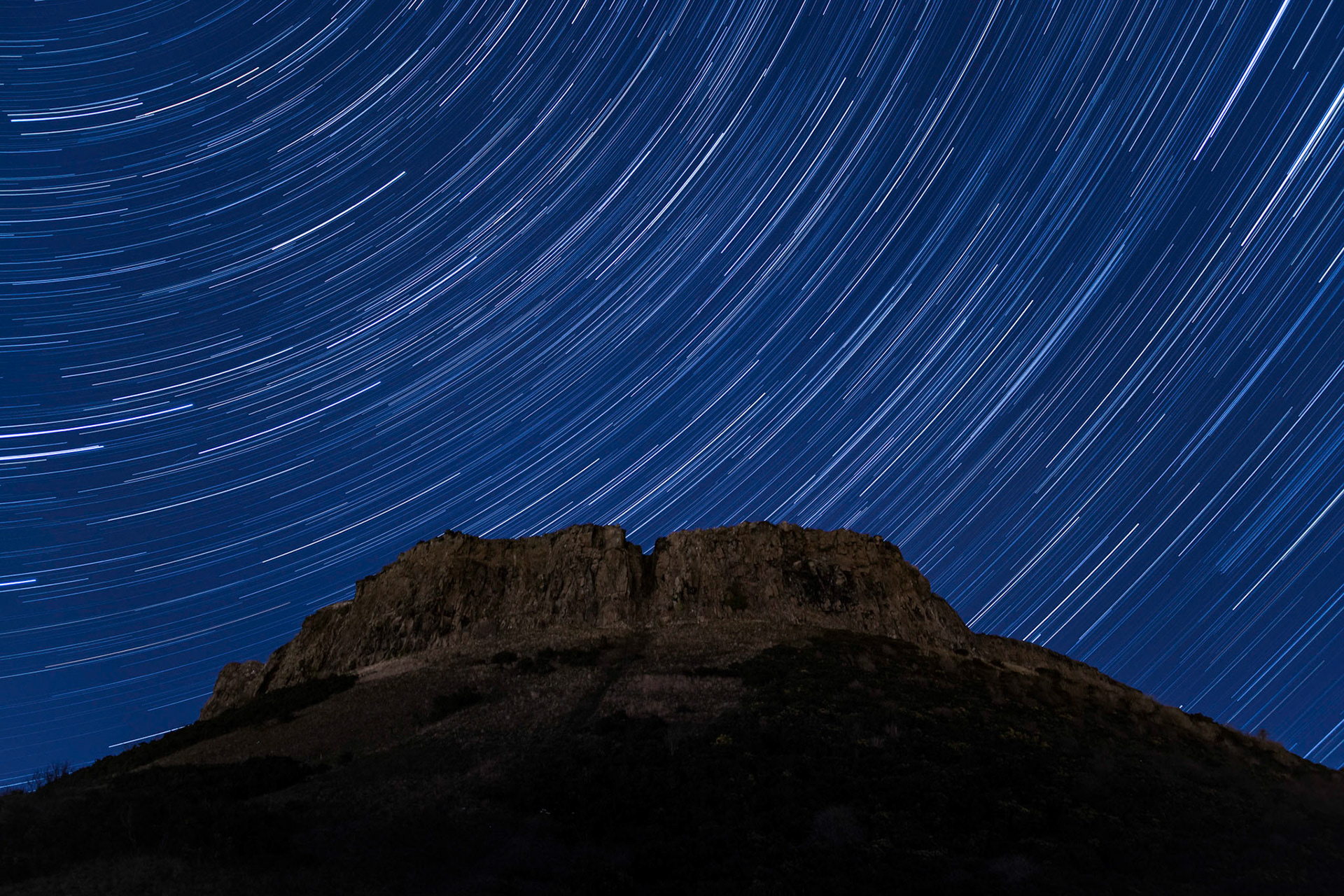 Star trails over the Edinburgh