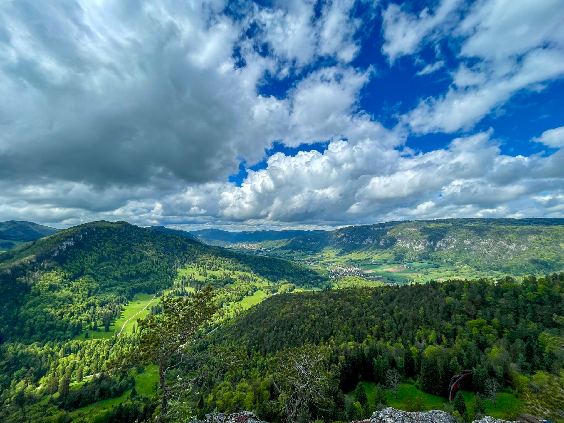 Vue sur le Cornet, depuis la Grotte des Français