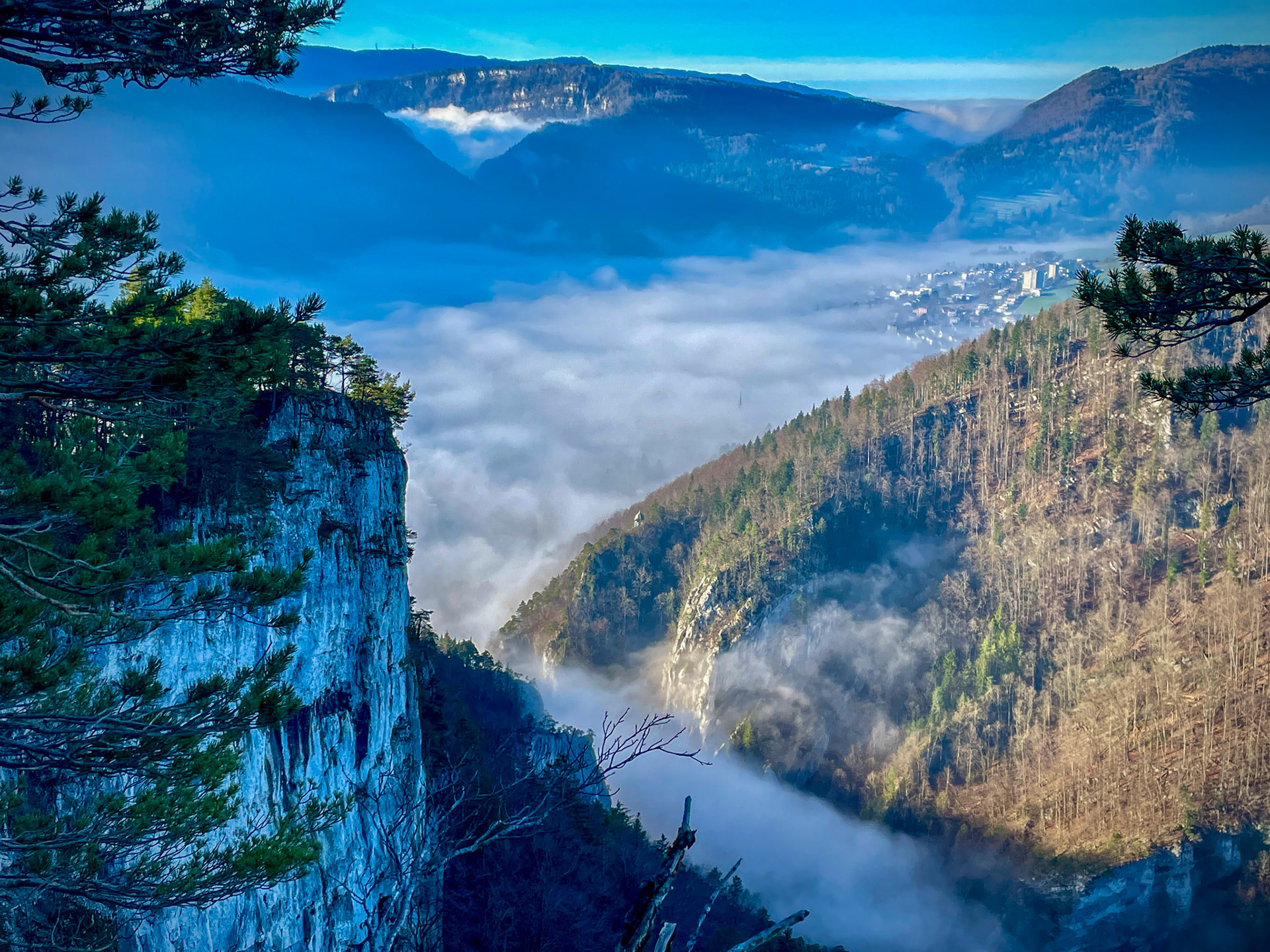 Gorges de Moutier depuis les plateformes (sentier secret)