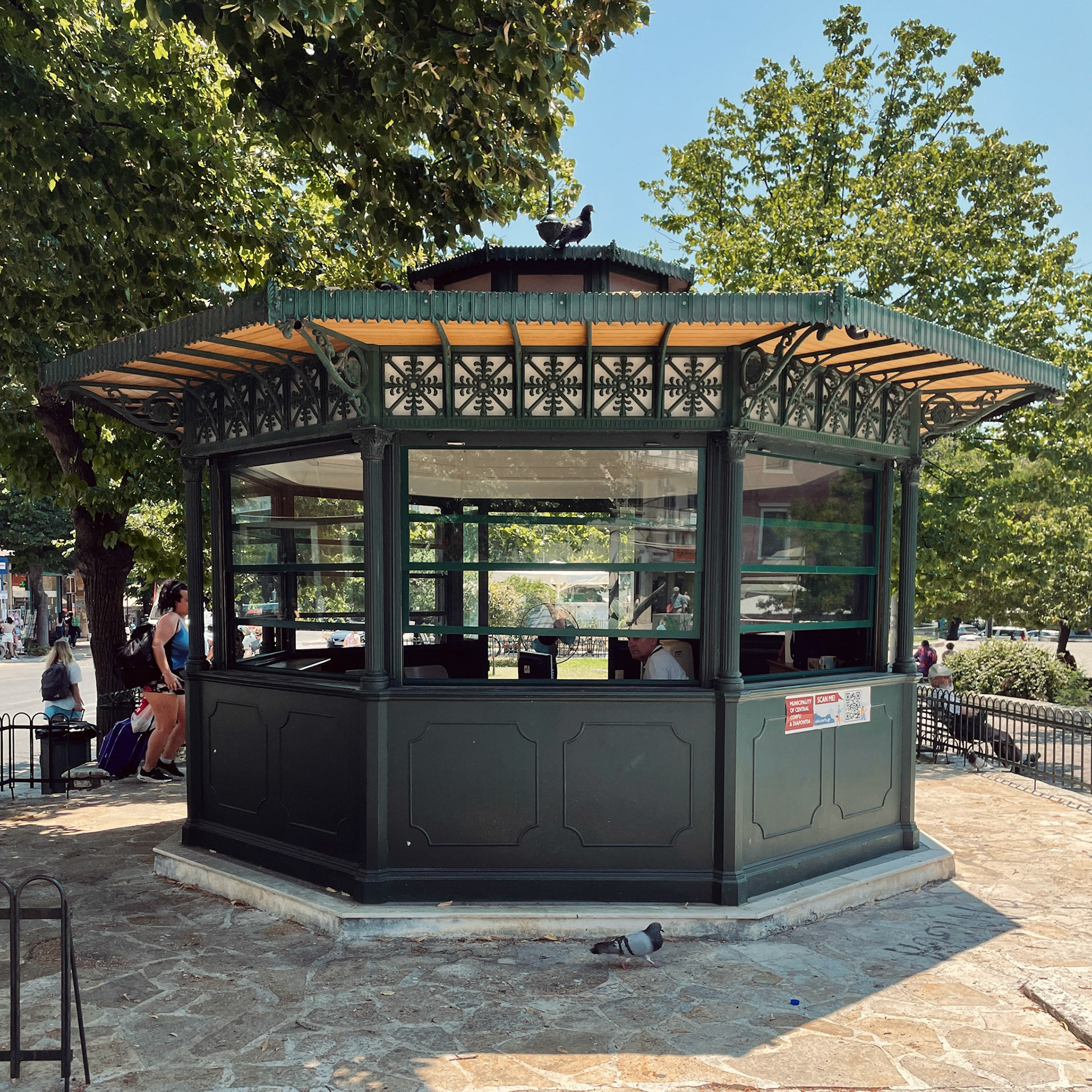 Info kiosk, Corfu town.