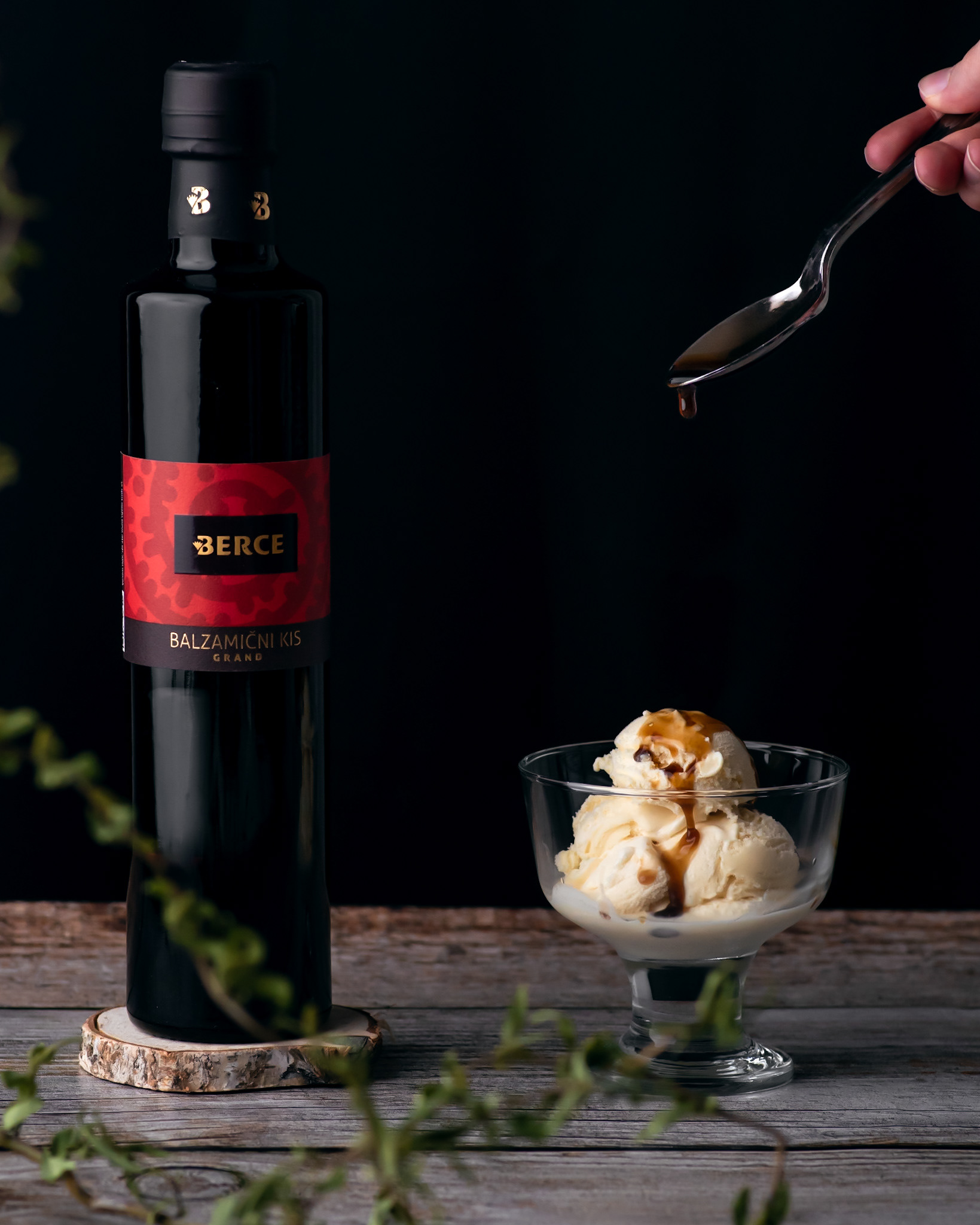 balsamic vinegar and ice cream