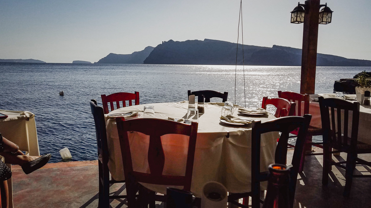 Ammoudi Fish Tavern