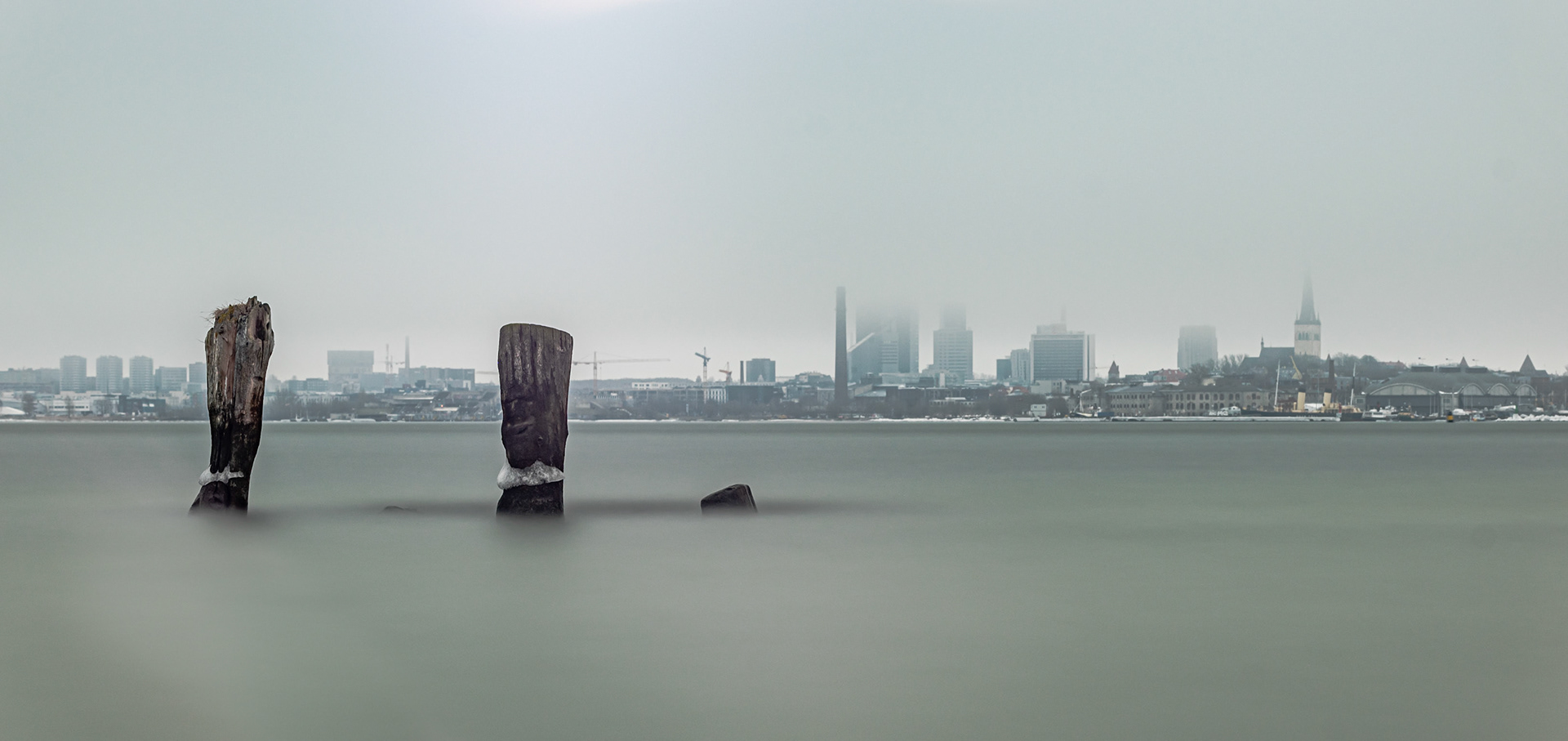 City in haze / Linn hägus