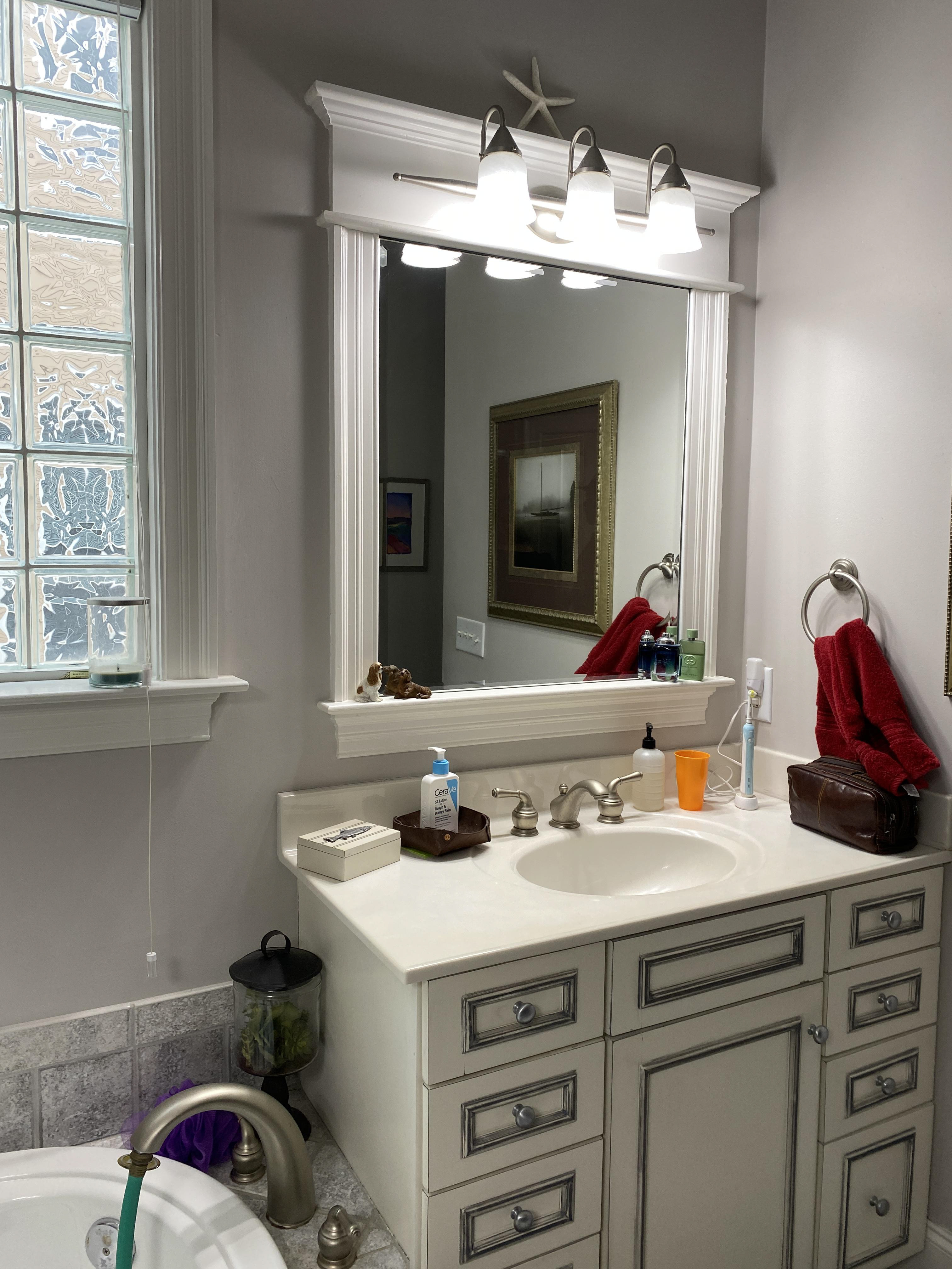 Modernize Wall mirror selection