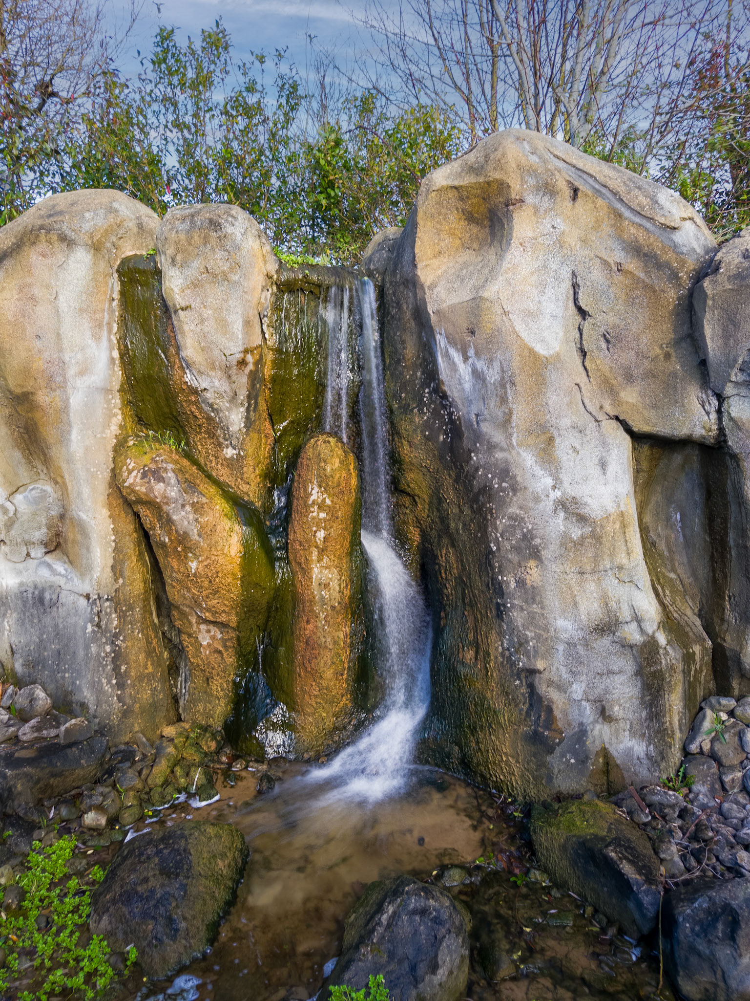 Waterfall Islands, Chester Zoo