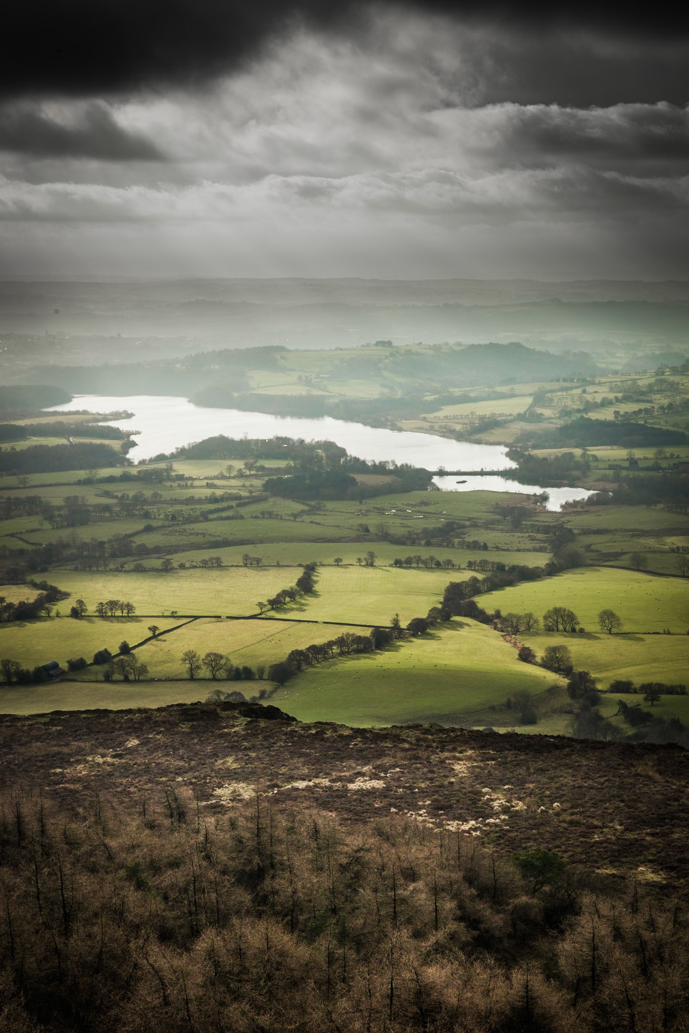 Tittesworth Reservoir view from the Roaches Ridge
