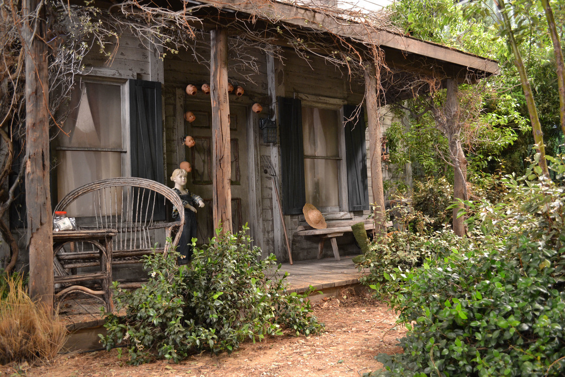 spooky cabin exterior