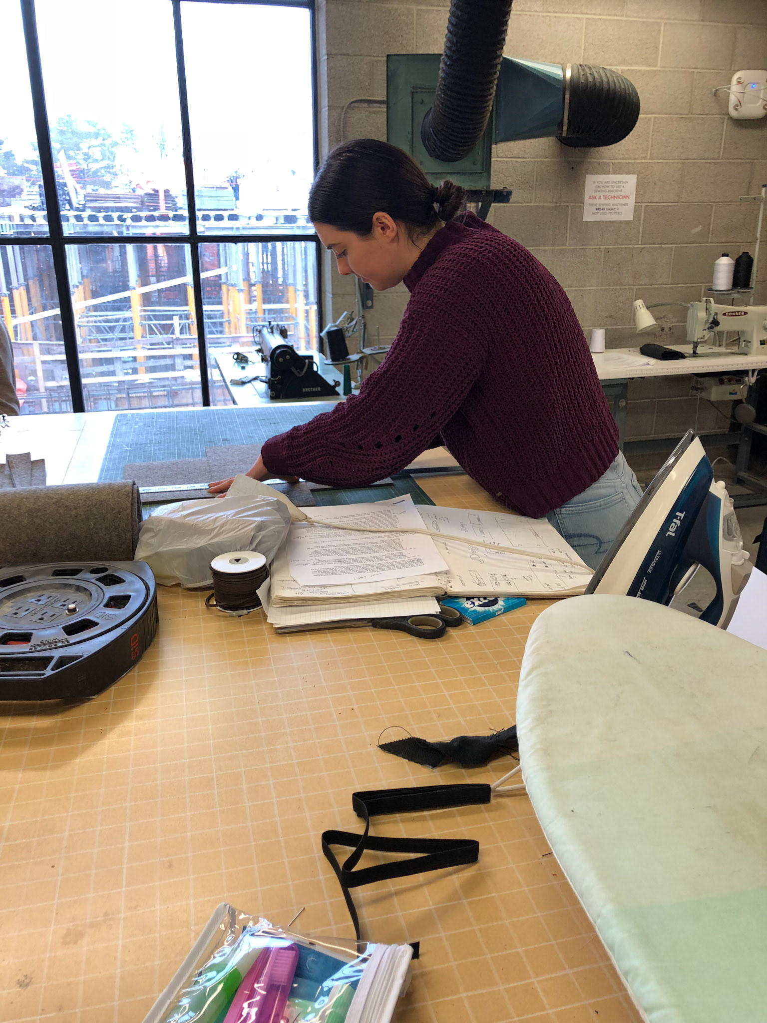 HAND CUTTING THE WOOL FELT