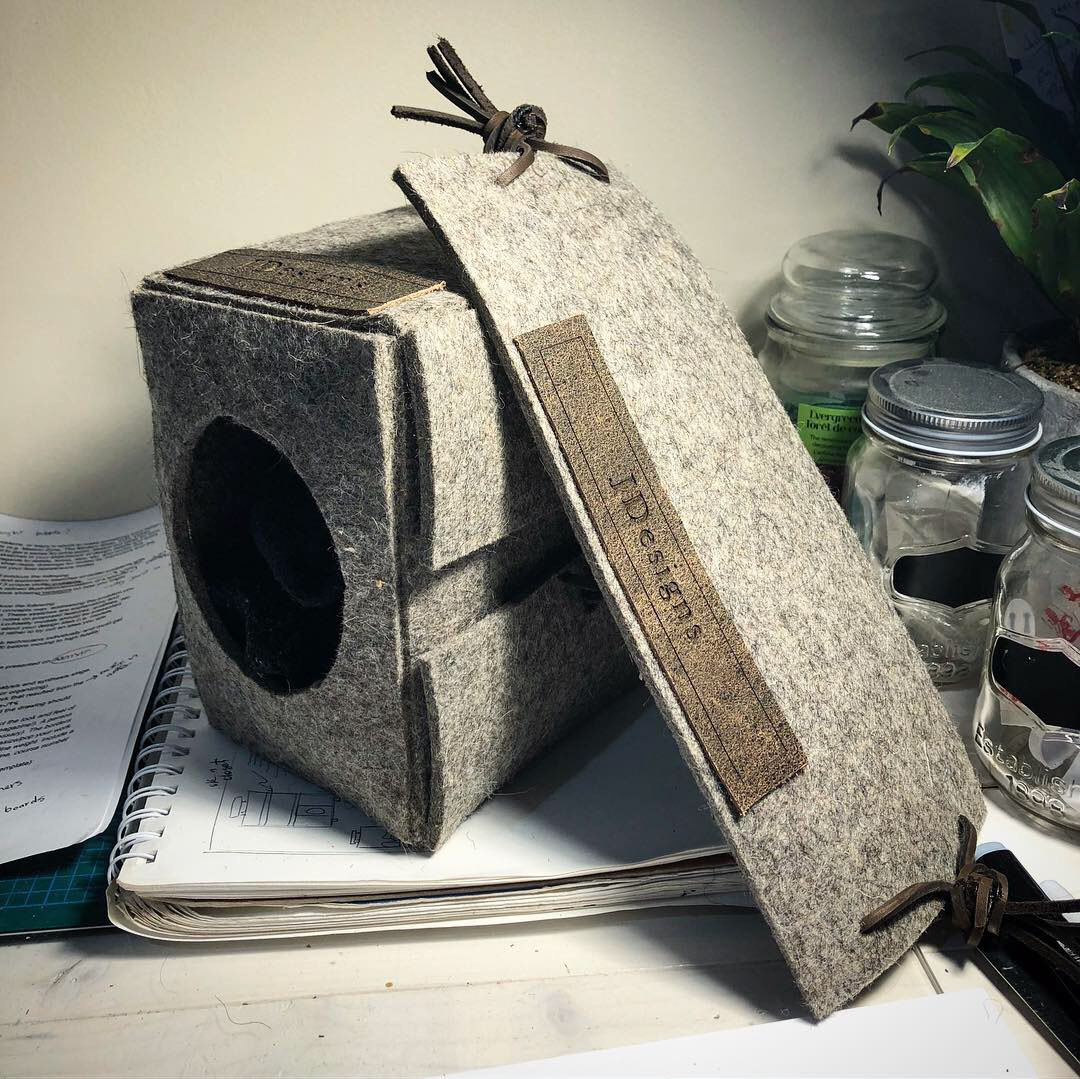 SHELF + BOX