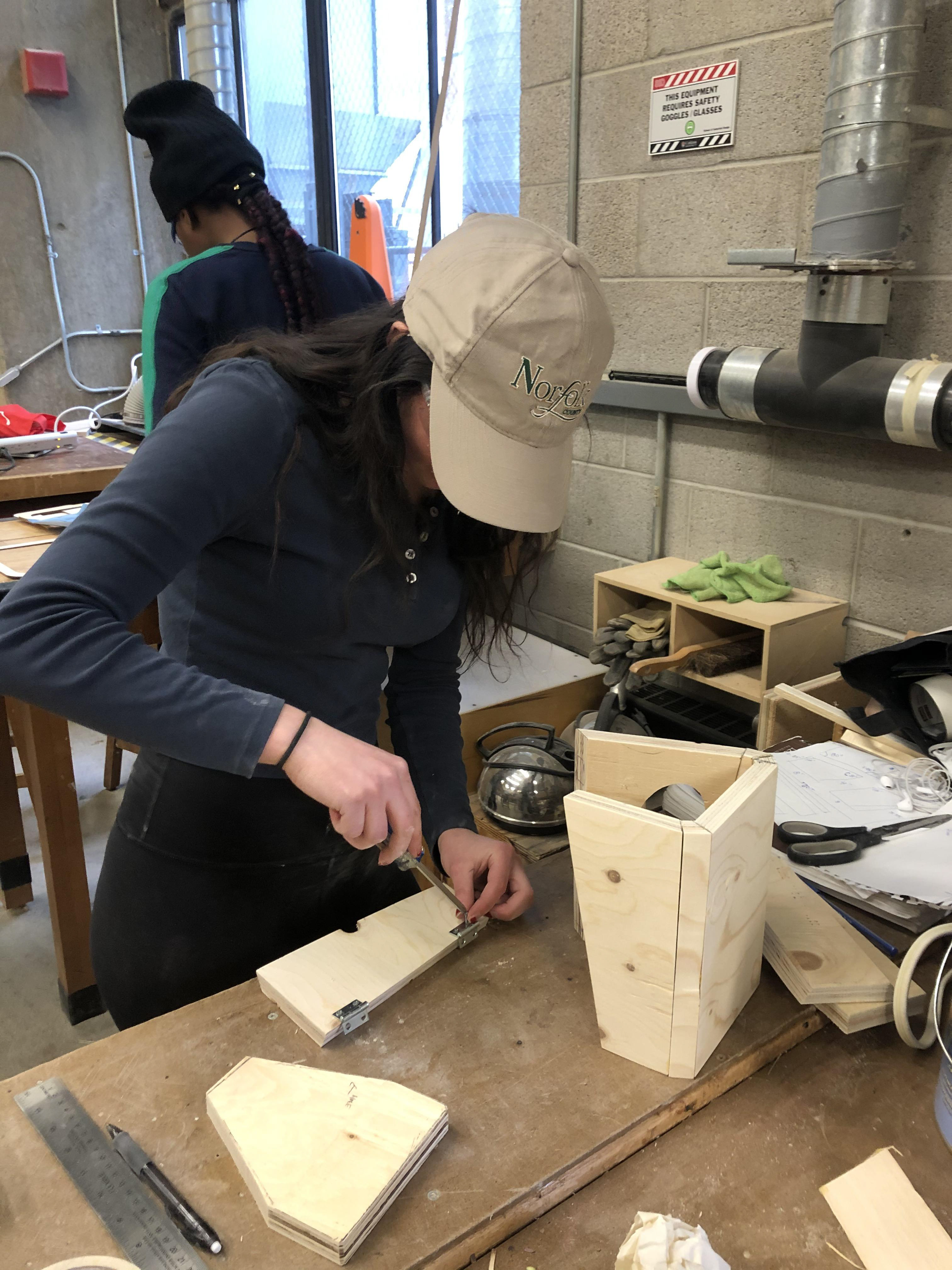 Applying Hinge
