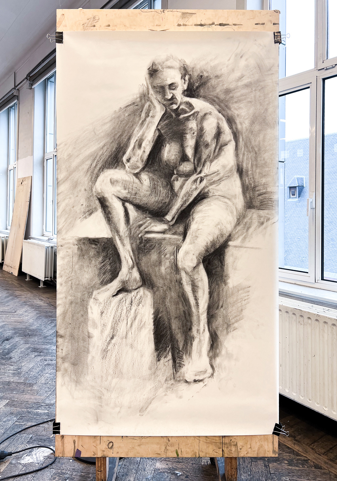 2024, Untitled model drawing, charcoal on paper - Giovana Tows