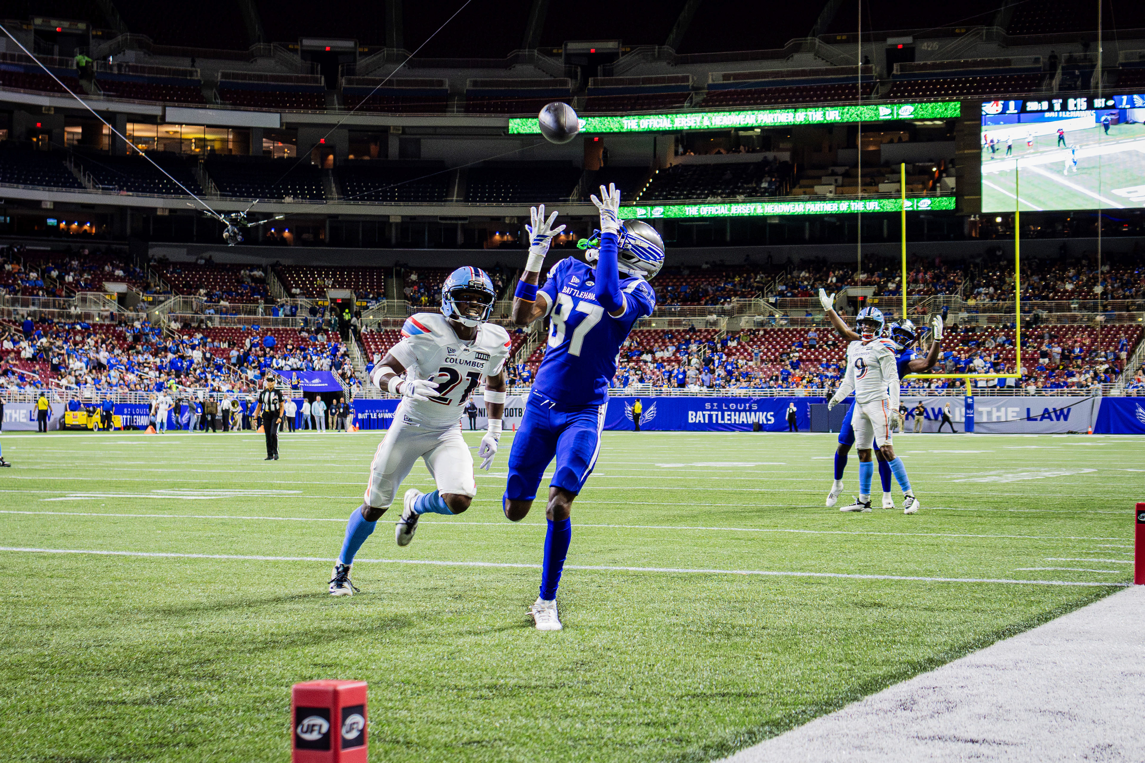 Battlehawks wide receiver Steven McBride catches a touchdown pass in the first quarter of the game against the Columbus Aviators, at the Dome at America's Center, in St. Louis, Missouri, on May 8, 2026.