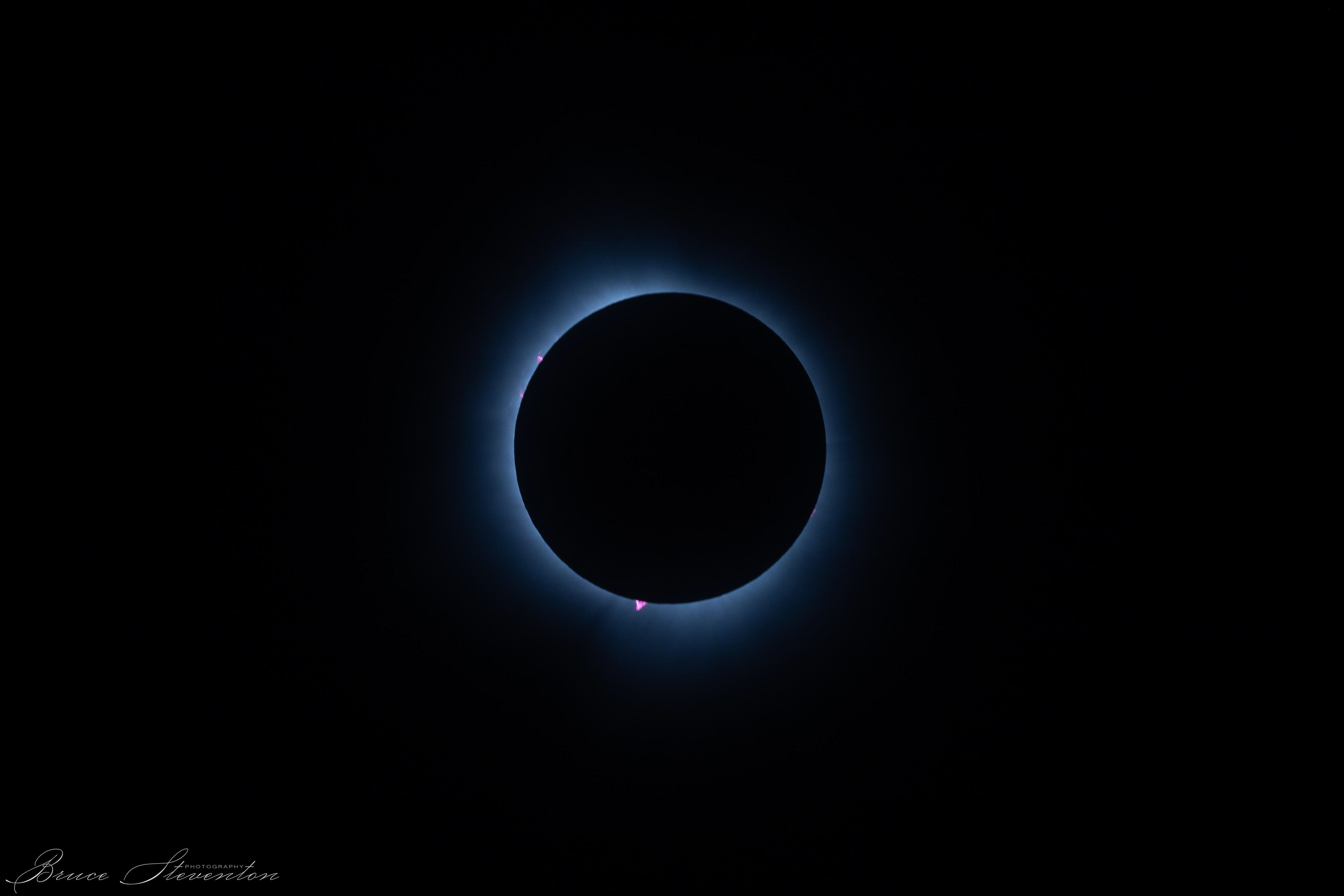 No filter for these totality photos
