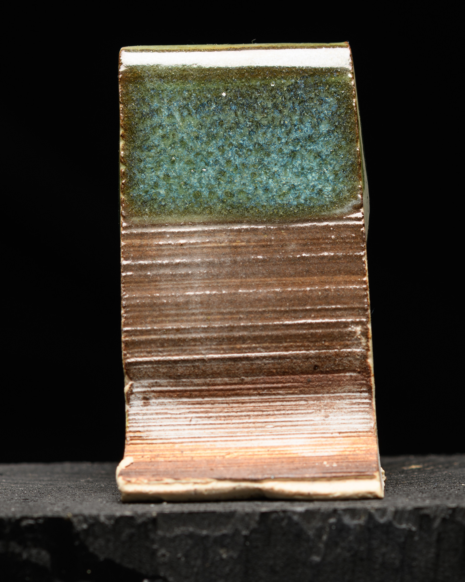 Iron Oxide slip - Whitre underglaze (wipe) Unicorn, white, unicorn