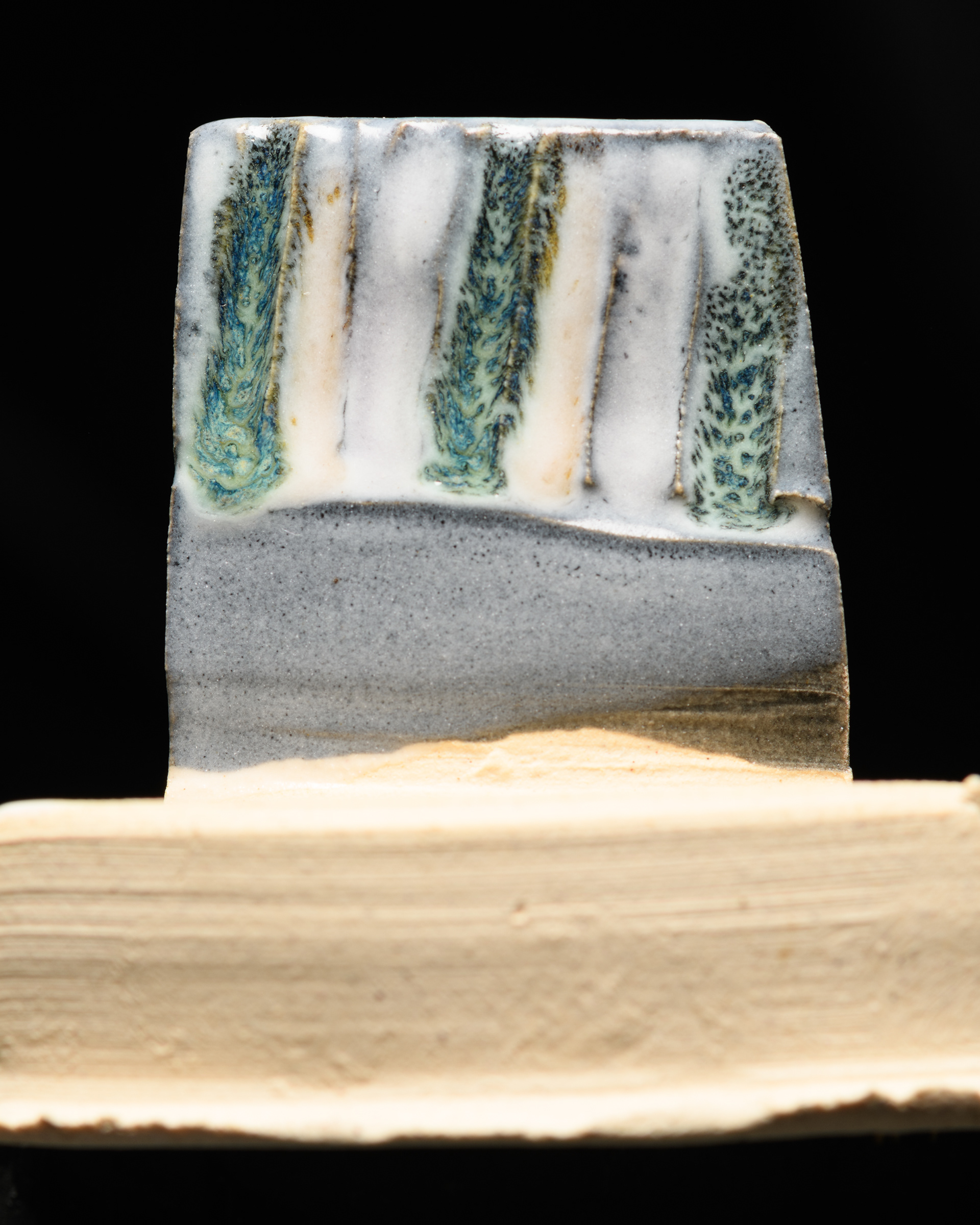 Black on all, pipe Unicorn, cheese, Fruit, white onm all