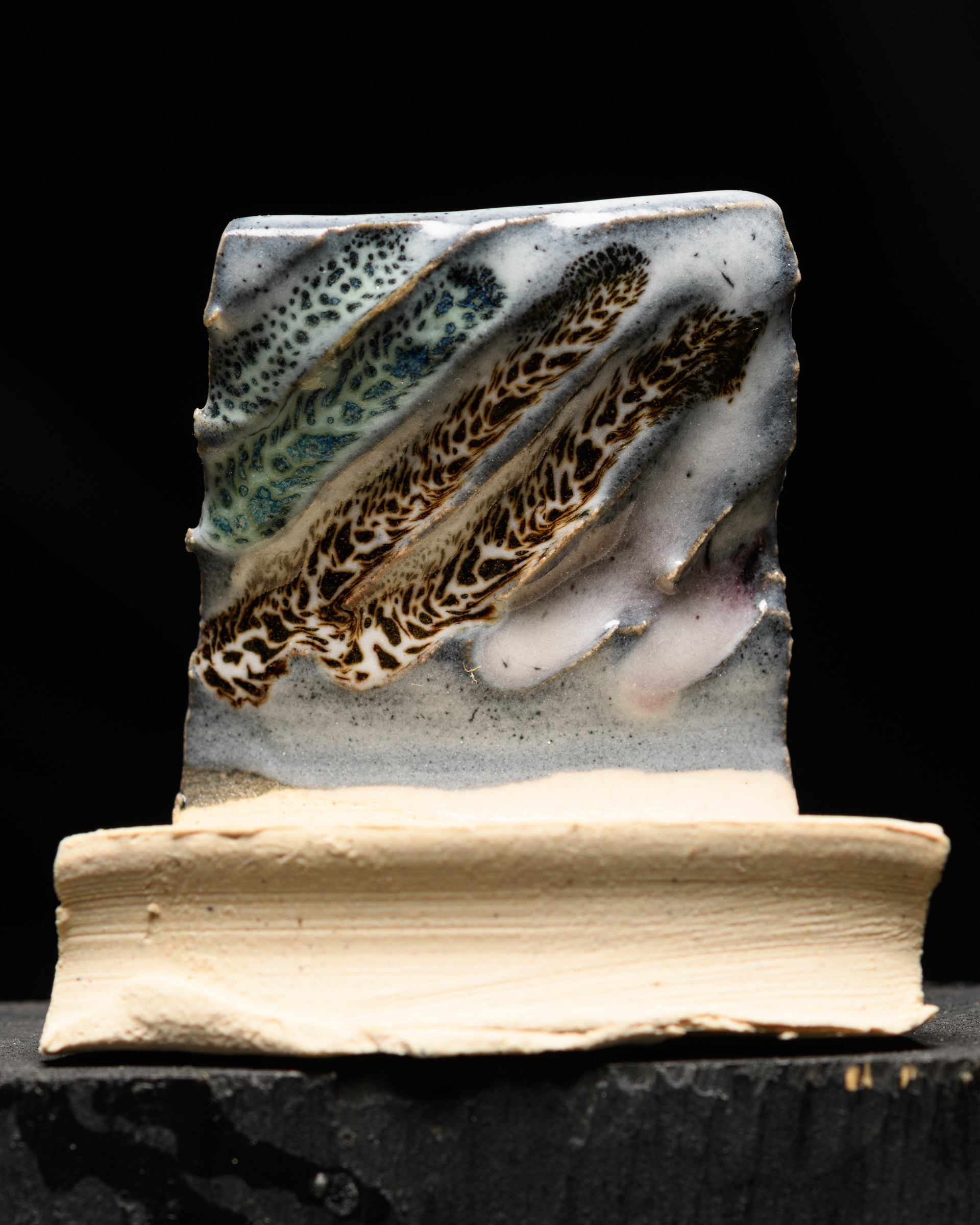 Black all, pipe unicorn, anti, rad, white on all