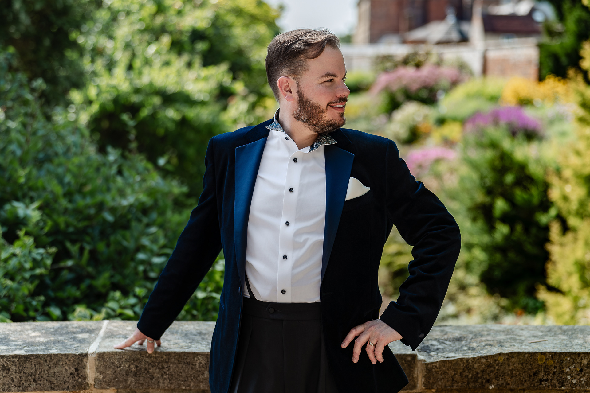 Phil Wilcox (baritone)