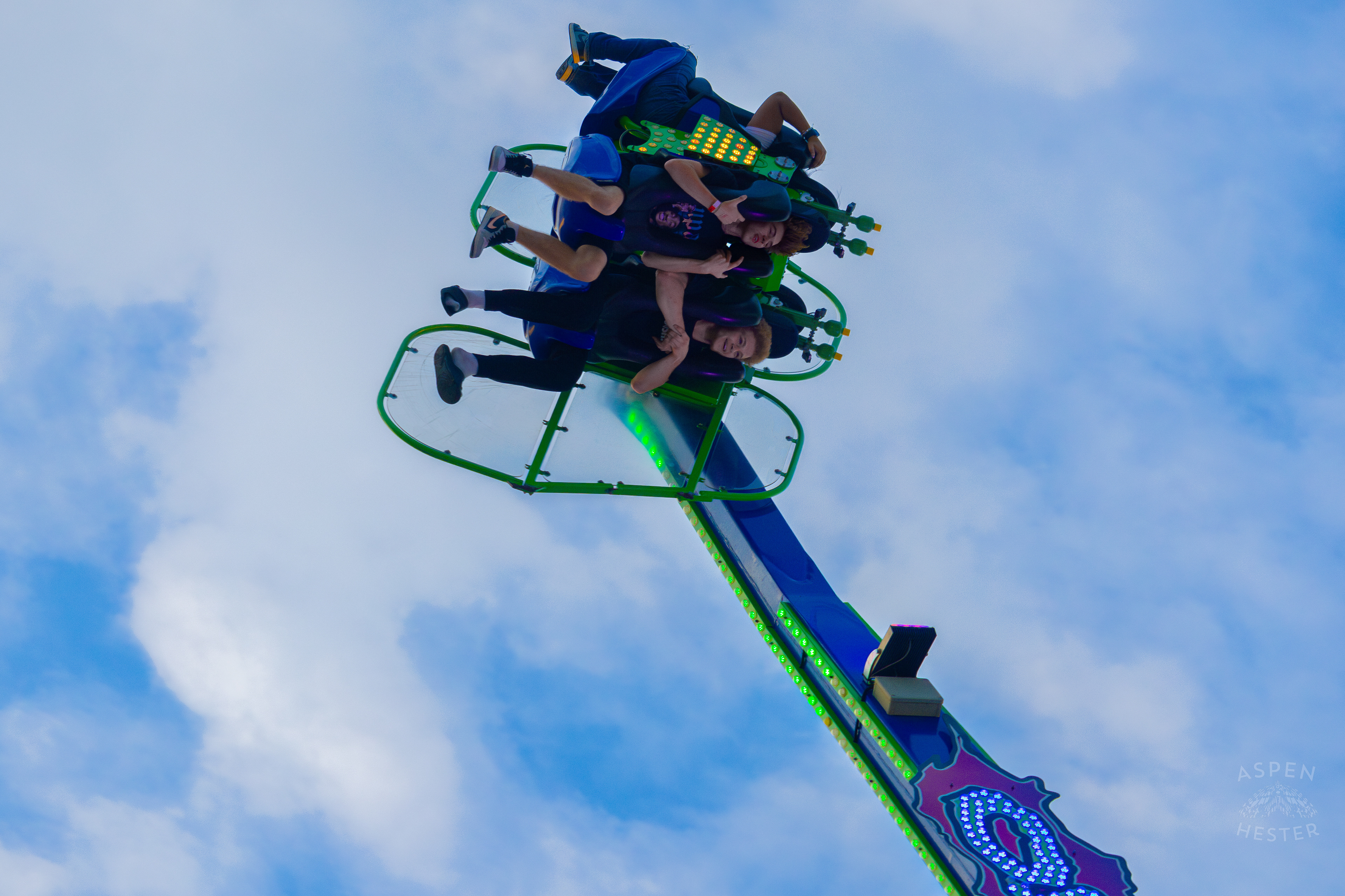 Fair Goers Spinning and Flipping Around The Sky in the Alter Ego at The 120th Kentucky State Fair. July 15th, 2024/Aspen Hester
