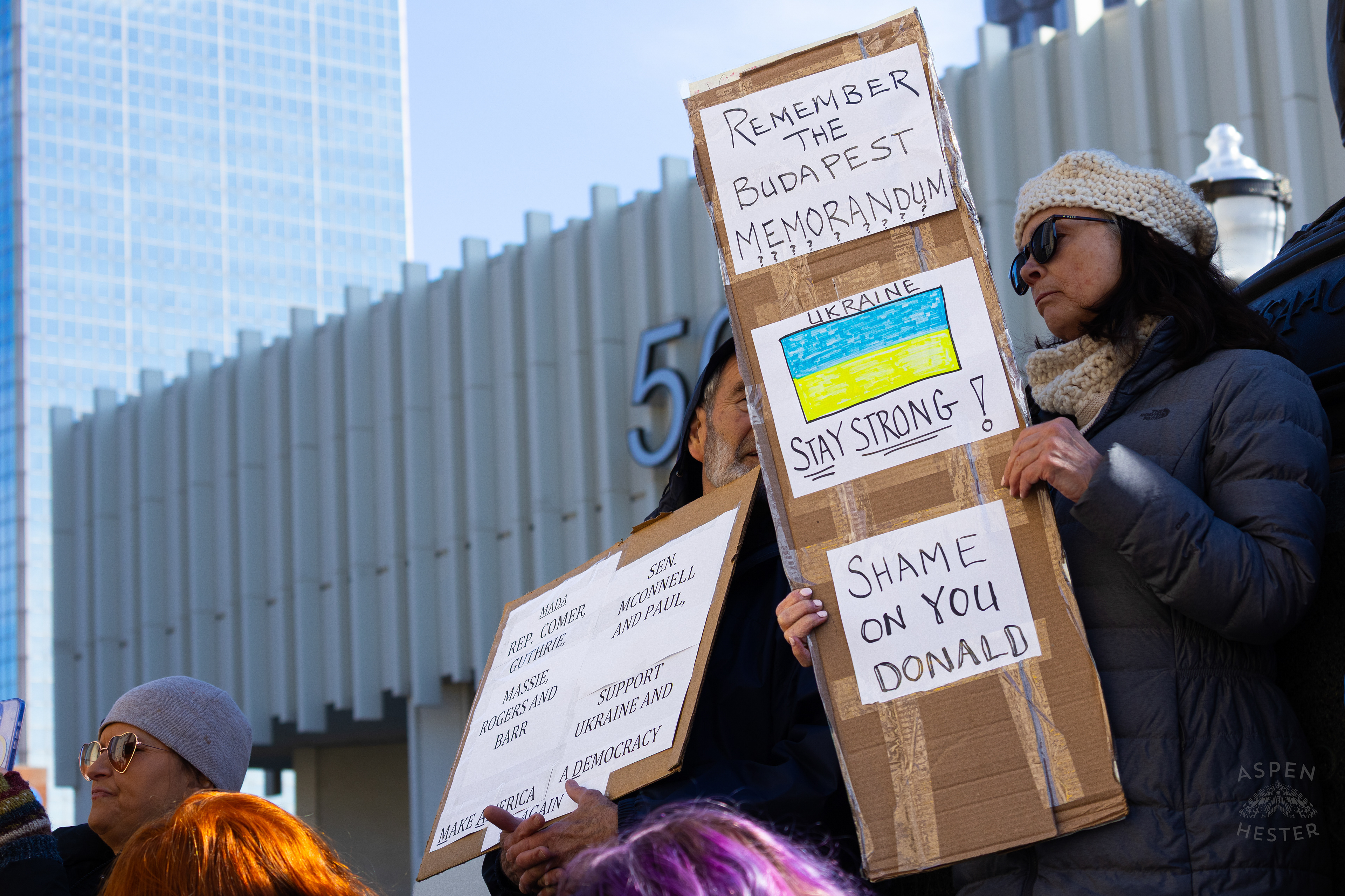A Louisvillian Shaming The U.S. Government as The Community Rallies in Support of Ukraine. March 2nd, 2025/Aspen Hester