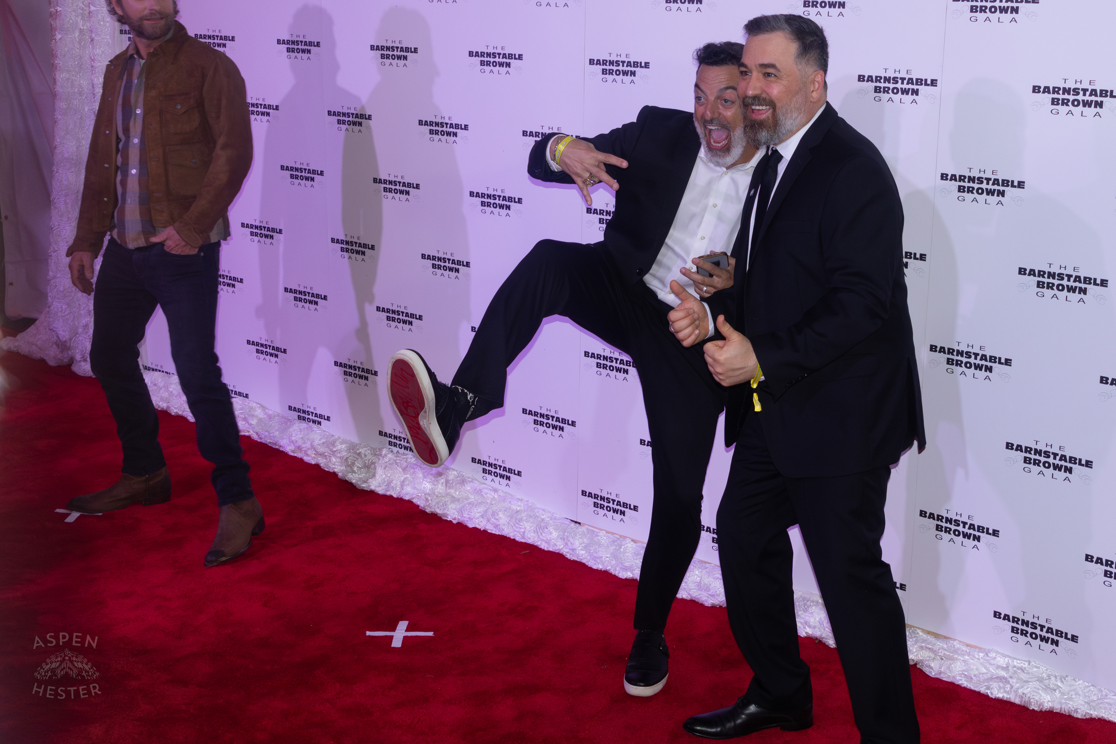 Impractical Jokers’ Q Poses with Some Guy on The Red Carpet at The 2025 Barnstable-Brown Gala. May 2nd, 2025/Aspen Hester