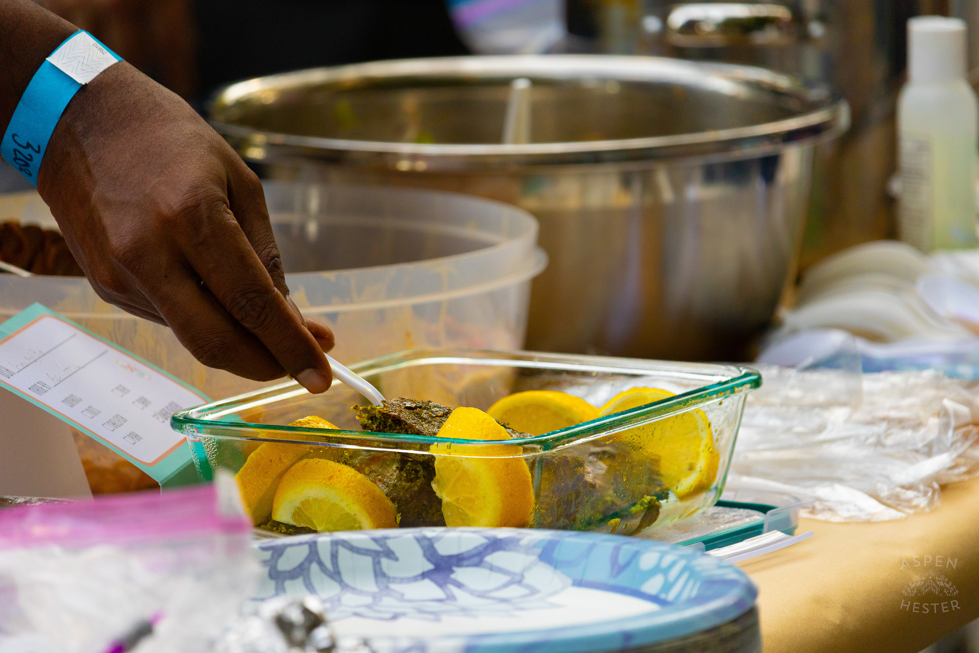 Community Members Filling Their Plates from The Big Table at Iroquois Park. September 15th, 2024/Aspen Hester