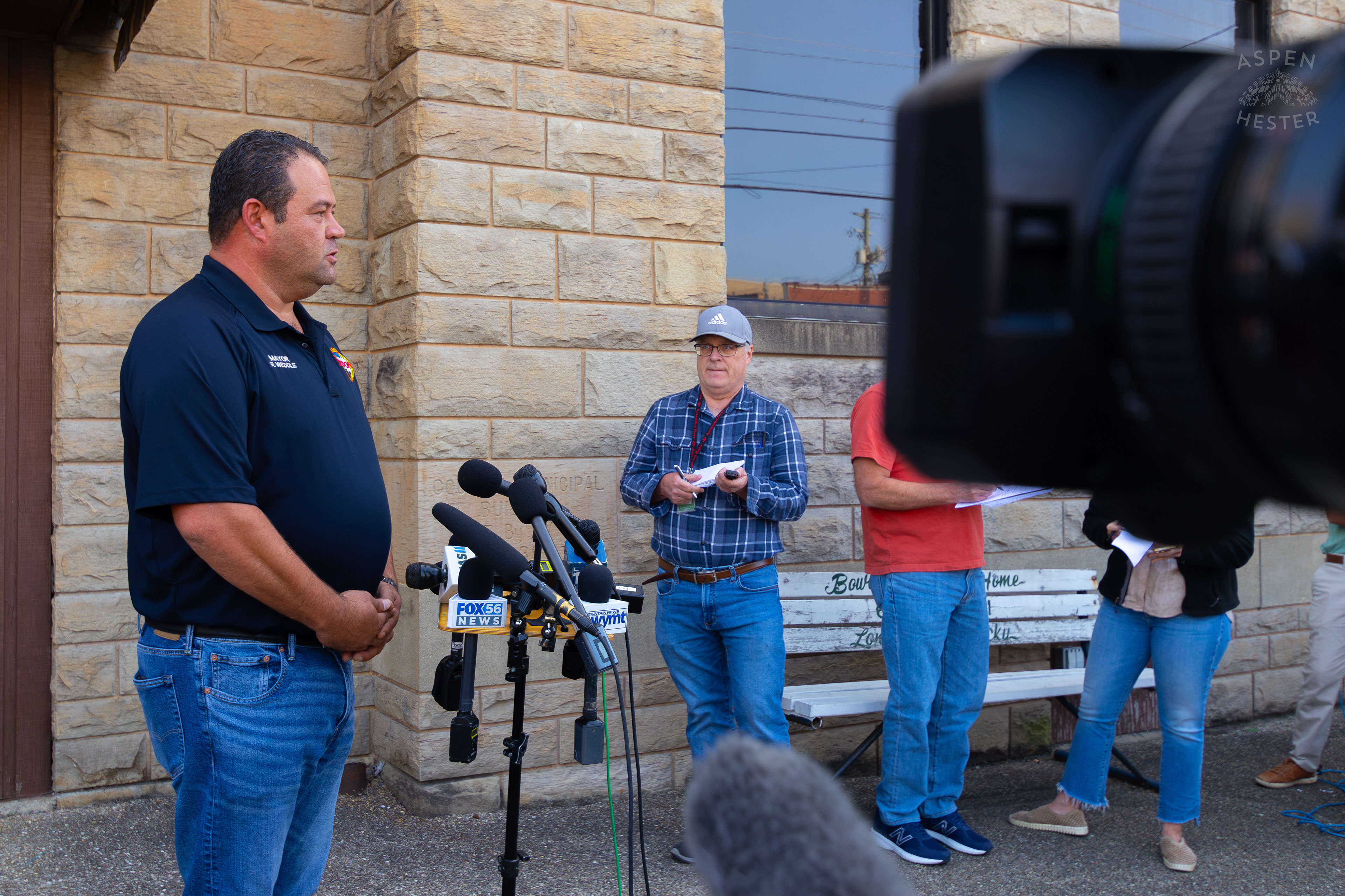 London KY Mayor Randall Weddle Speaks to The Media About The Ongoing Search for Joseph Couch The Man Suspected of Shooting at Least 12 Cars and Wounding 5 People Driving Past Exit 49 on I-75. September 8th, 2024/Aspen Hester