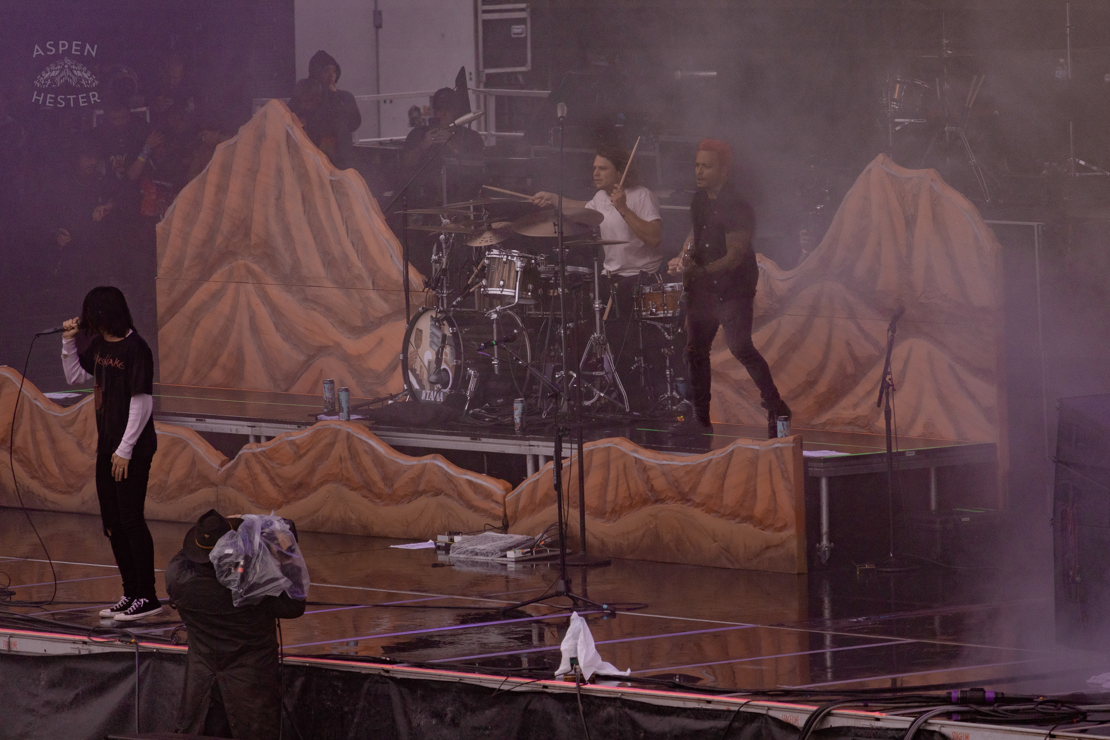 Sleeping with Sirens During Their Set at Louder than Life’s Saturday Shows. September 28th, 2024/Aspen Hester 