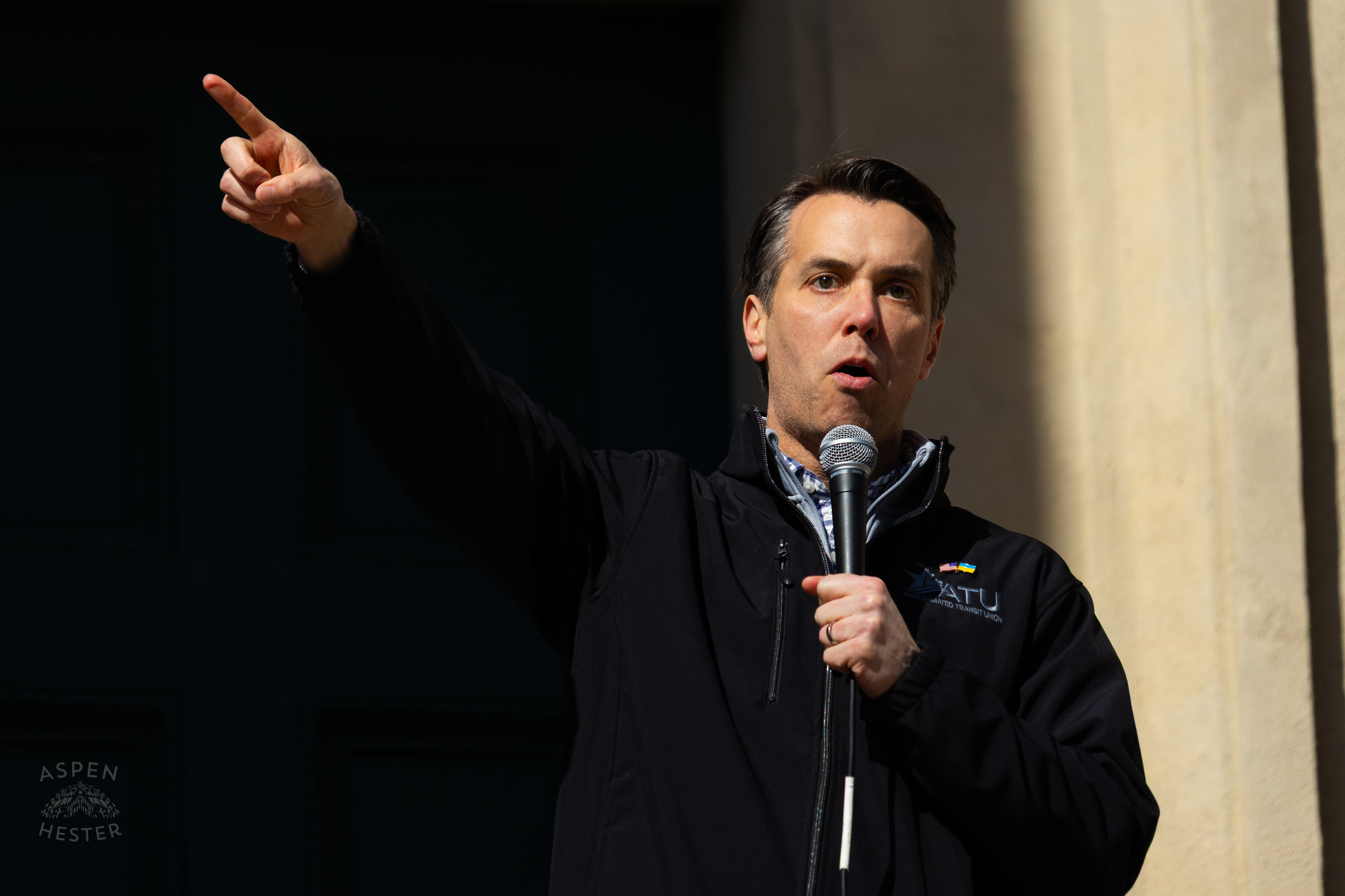 Congressman Morgan McGarvey Addresses The Crowd as The Community Rallies in Support of Ukraine. March 2nd, 2025/Aspen Hester