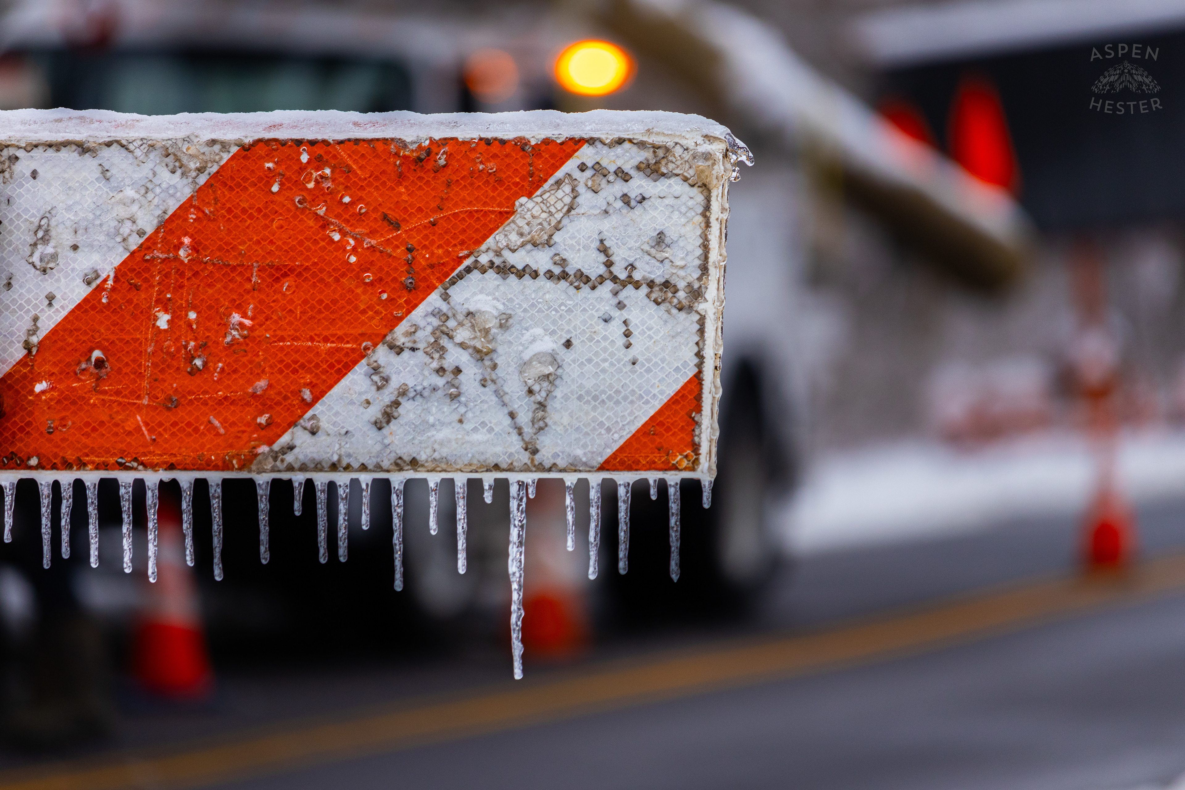 Icicles Covering A Road Closed Sign, Blocking Off Arnoldtown Road As LG&E Crews Work to Restore Power to Customers in Waverly Hill After Outages Caused by Winter Storm Blair. January 6th, 2025/Aspen Hester