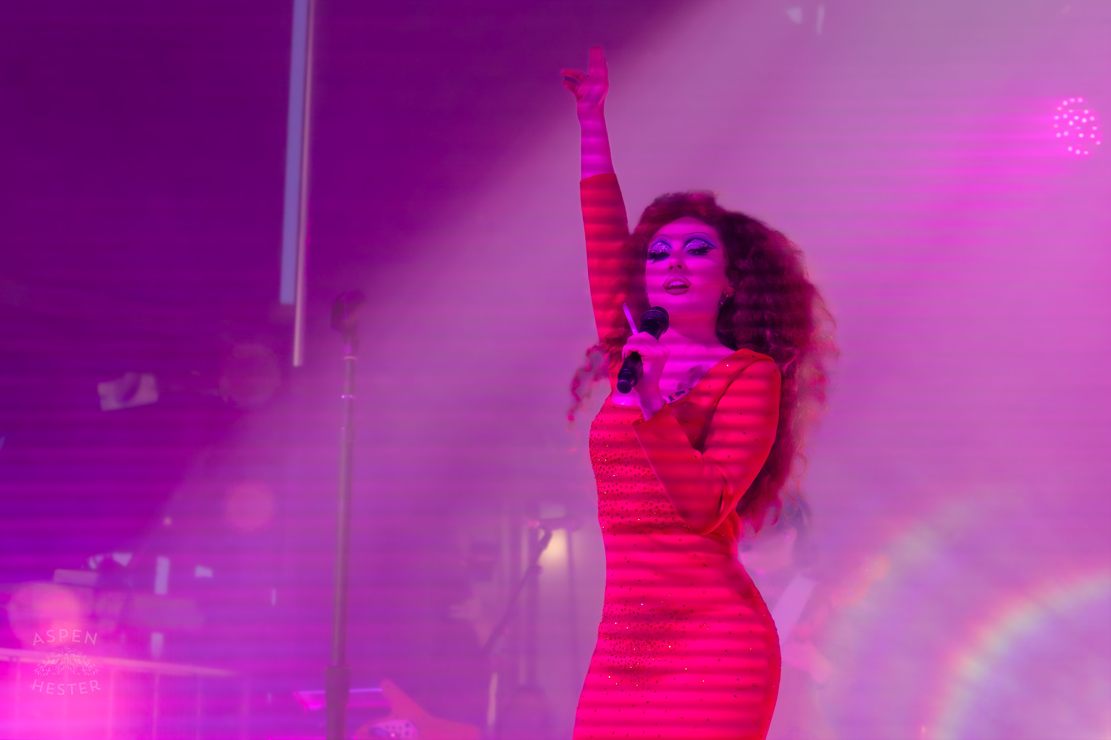 Chappell Roan Performing at Kentuckiana Pride. June 15th, 2024/Aspen Hester