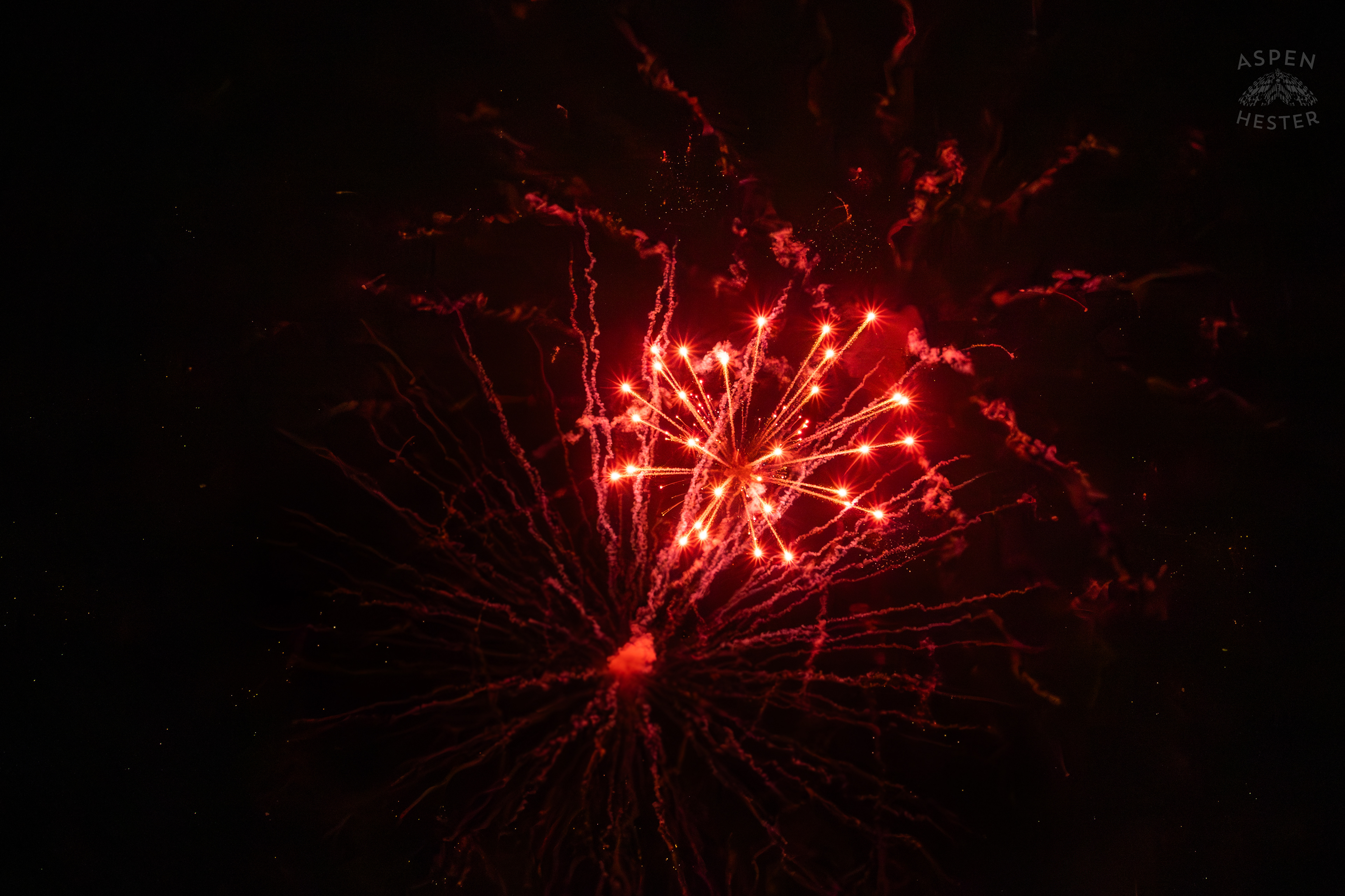 The Fireworks Show at Waterfront Park Fourth of July. July 4th, 2024/Aspen Hester