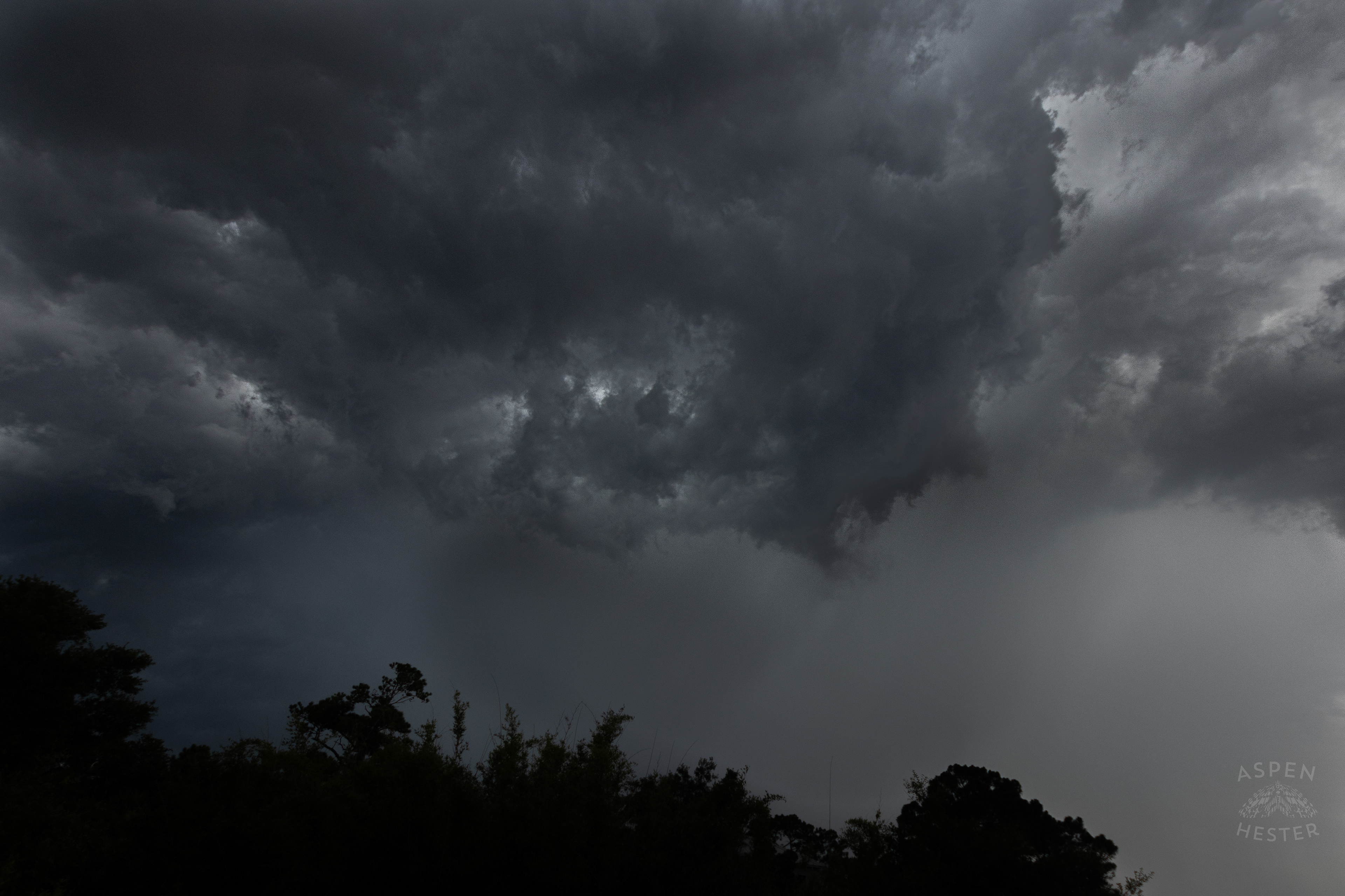 A Thunderstorm Rolls Over Tybee Island Georgia. June 27th, 2024/Aspen Hester