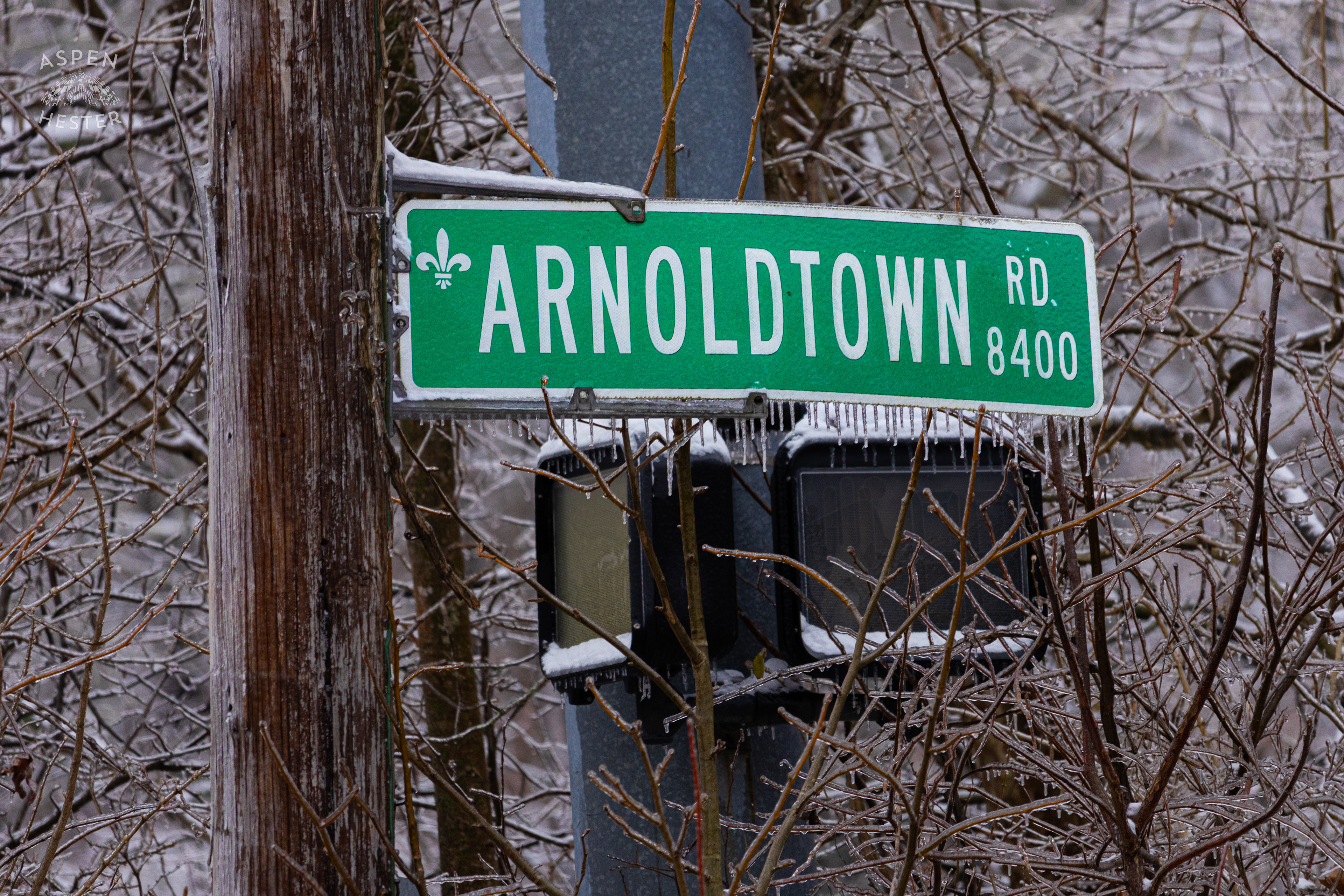 Arnoldtown Road Sign Covered in Icicles in Waverly Hills Caused by Winter Storm Blair. January 6th, 2025/Aspen Hester