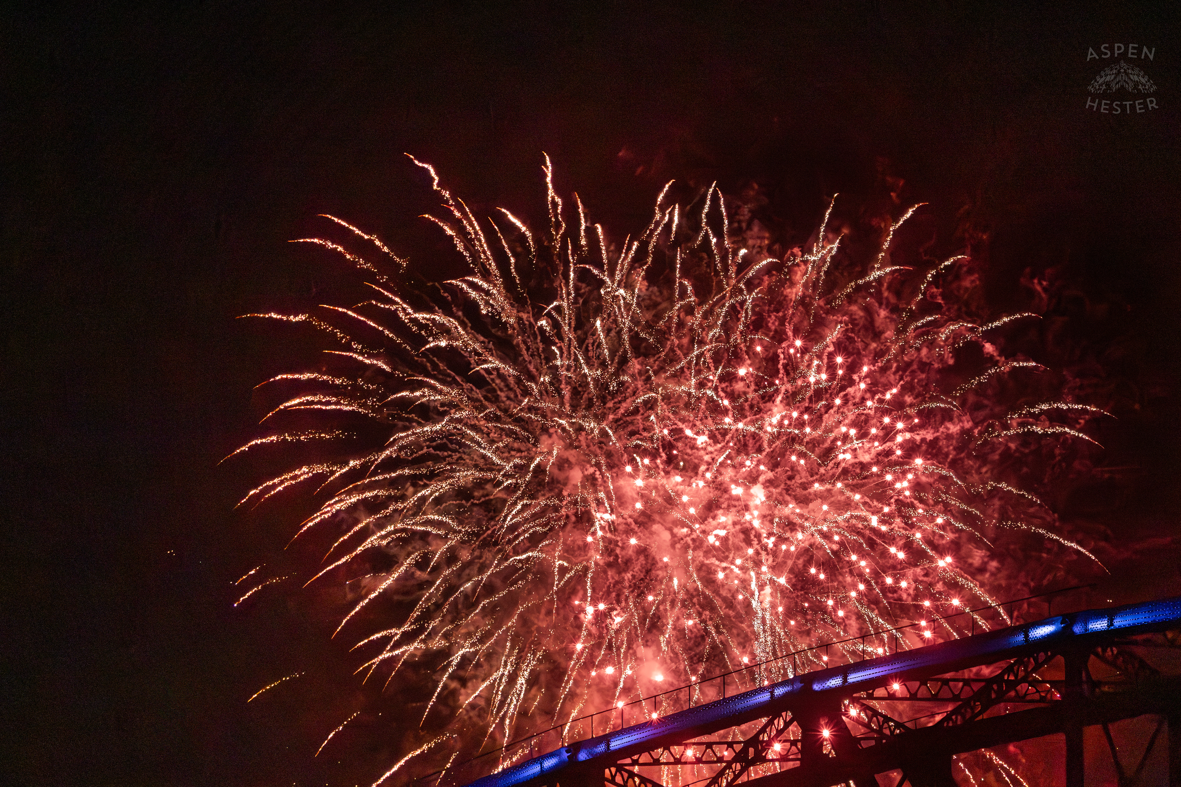 The Fireworks Show at Waterfront Park Fourth of July. July 4th, 2024/Aspen Hester