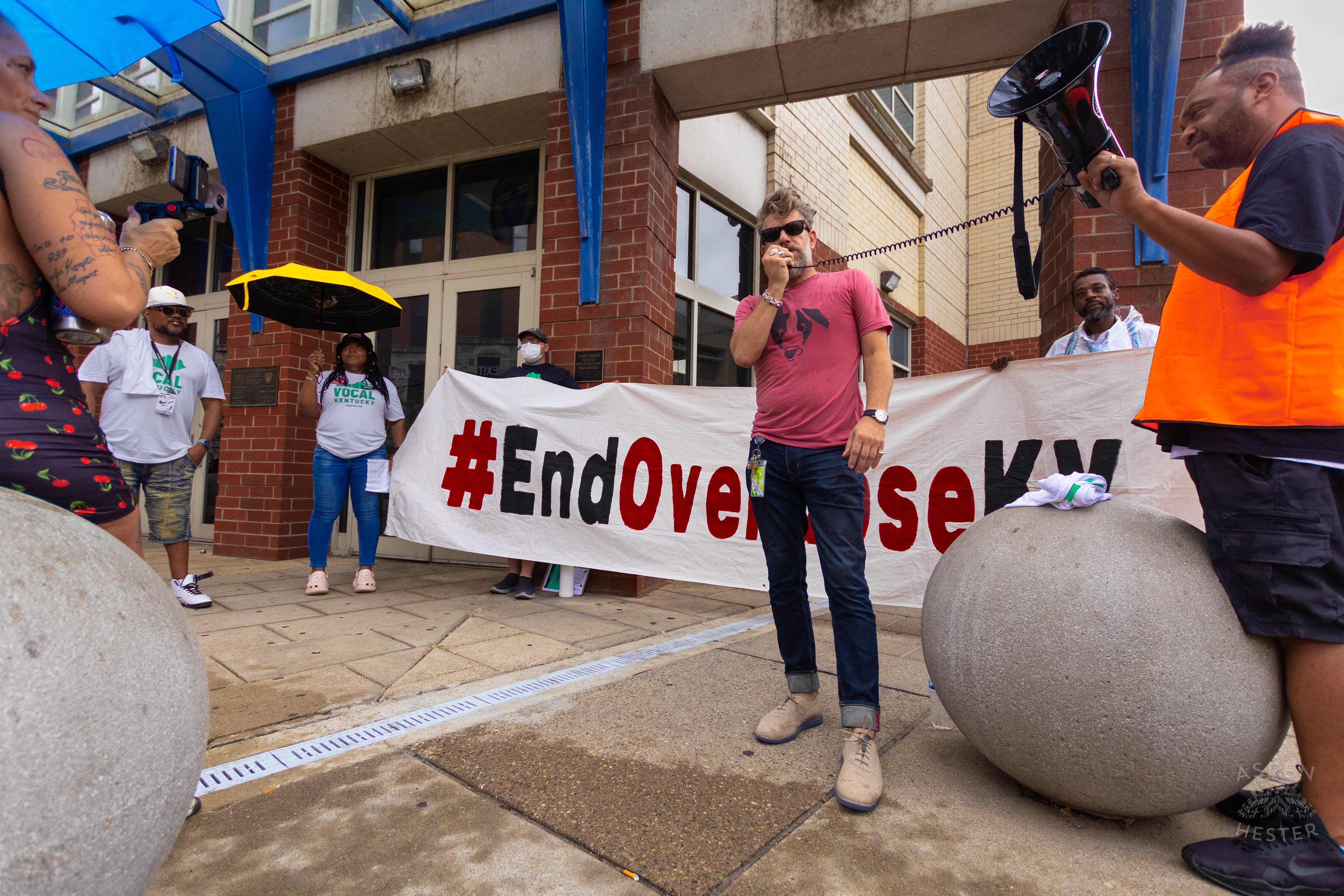 Crowd Gathers Outside LMDC to Listen to Speakers at The 3rd Annual Vocal KY International Overdose Awareness Day Rally and March. August 31st, 2024/Aspen Hester