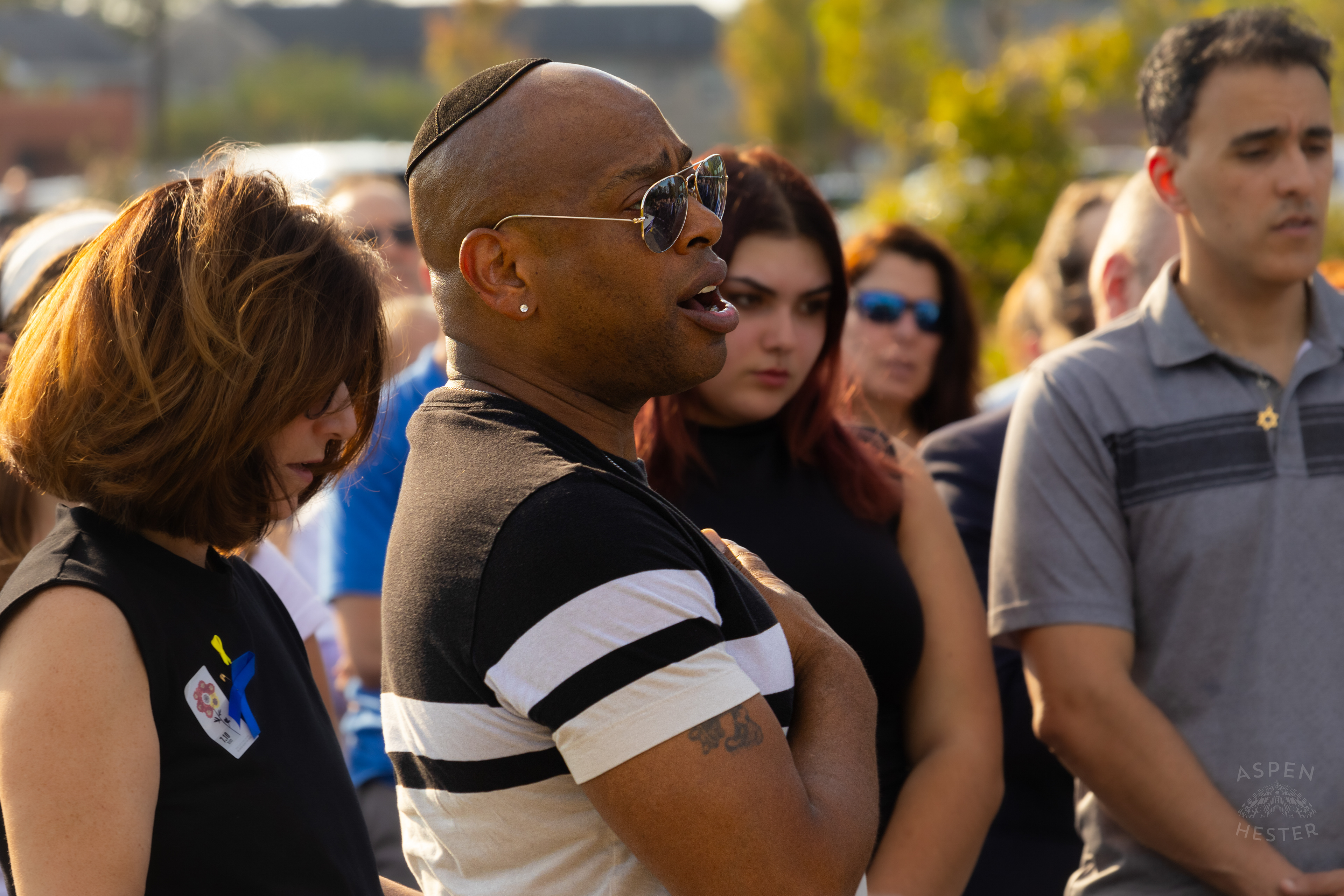 Mayor Craig Greenberg and Frist Lady Rachel Greenberg Singing Hymns in The Crowd Singing Hymns at The Trager Jewish Community Centers Gathering to Remember The Victims and Pray for Peace One Year After The October 7th 2023 Hamas Attack. October 6th, 2024/Aspen Hester