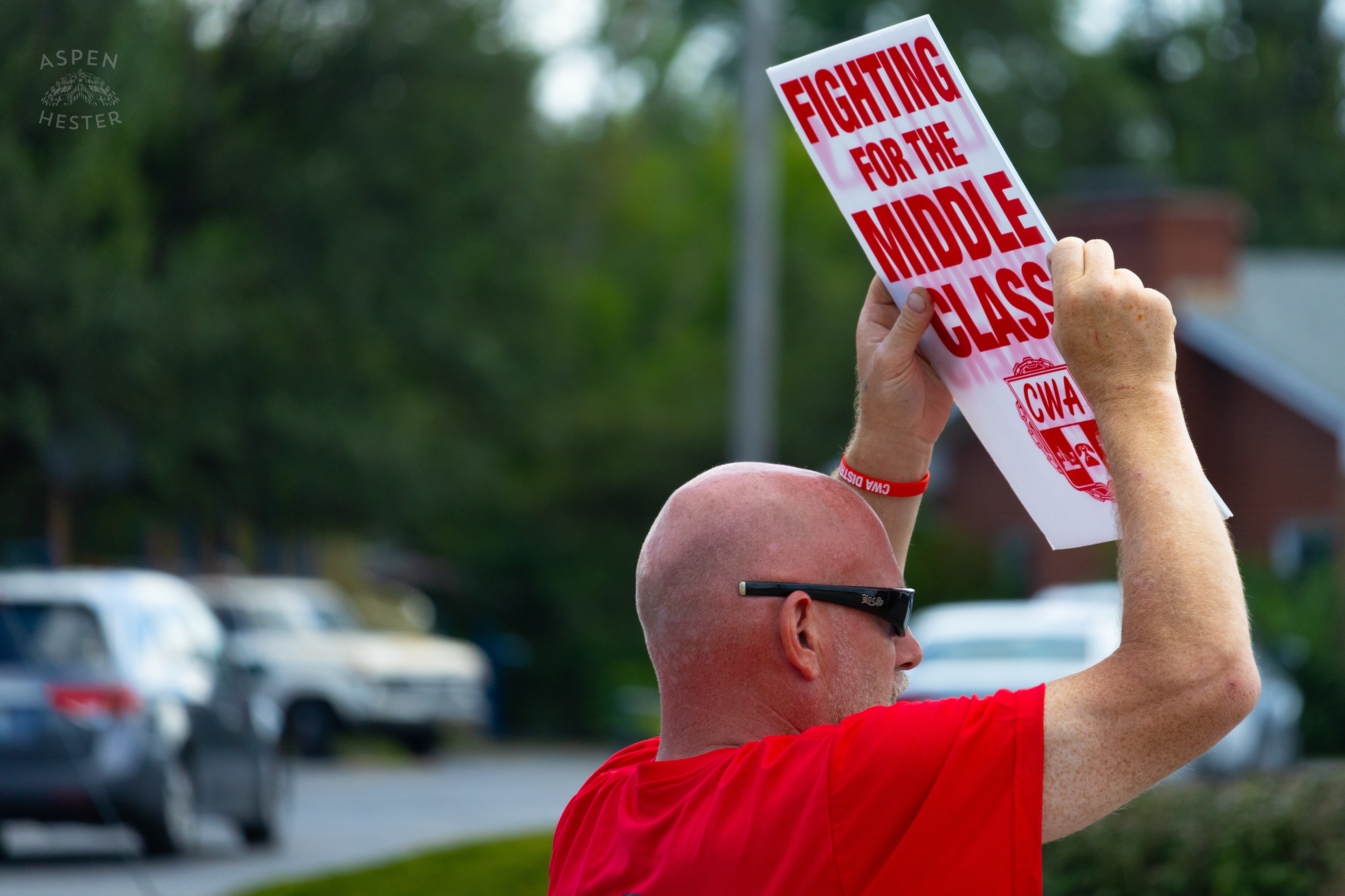 Member of The Communication Workers of America Union Strikes Against AT&T for Fair Pay and Benefits. August 18th, 2024/Aspen Hester