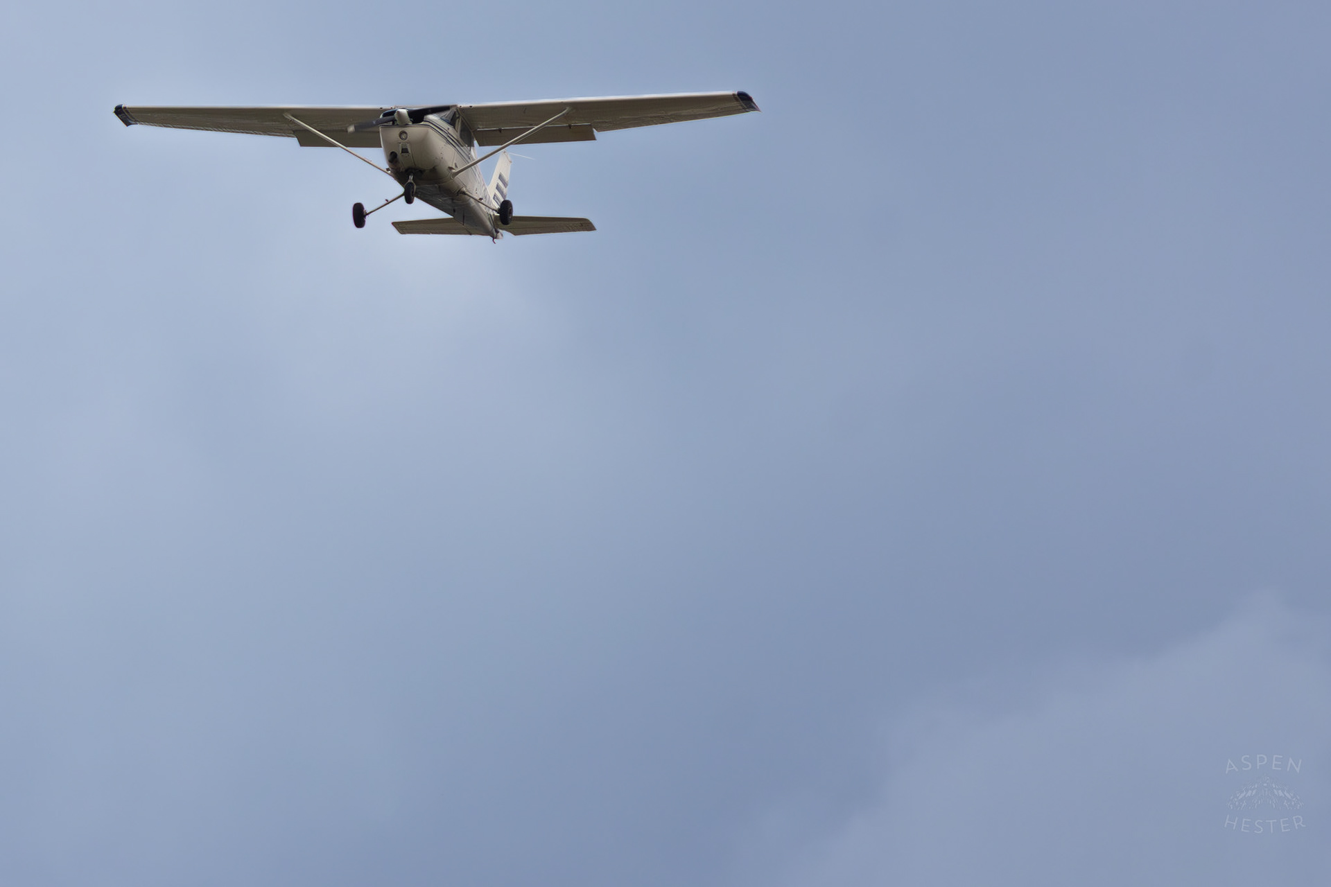 A Cessna Airplane Flies Over Brown Park. April 14th, 2025/Aspen Hester