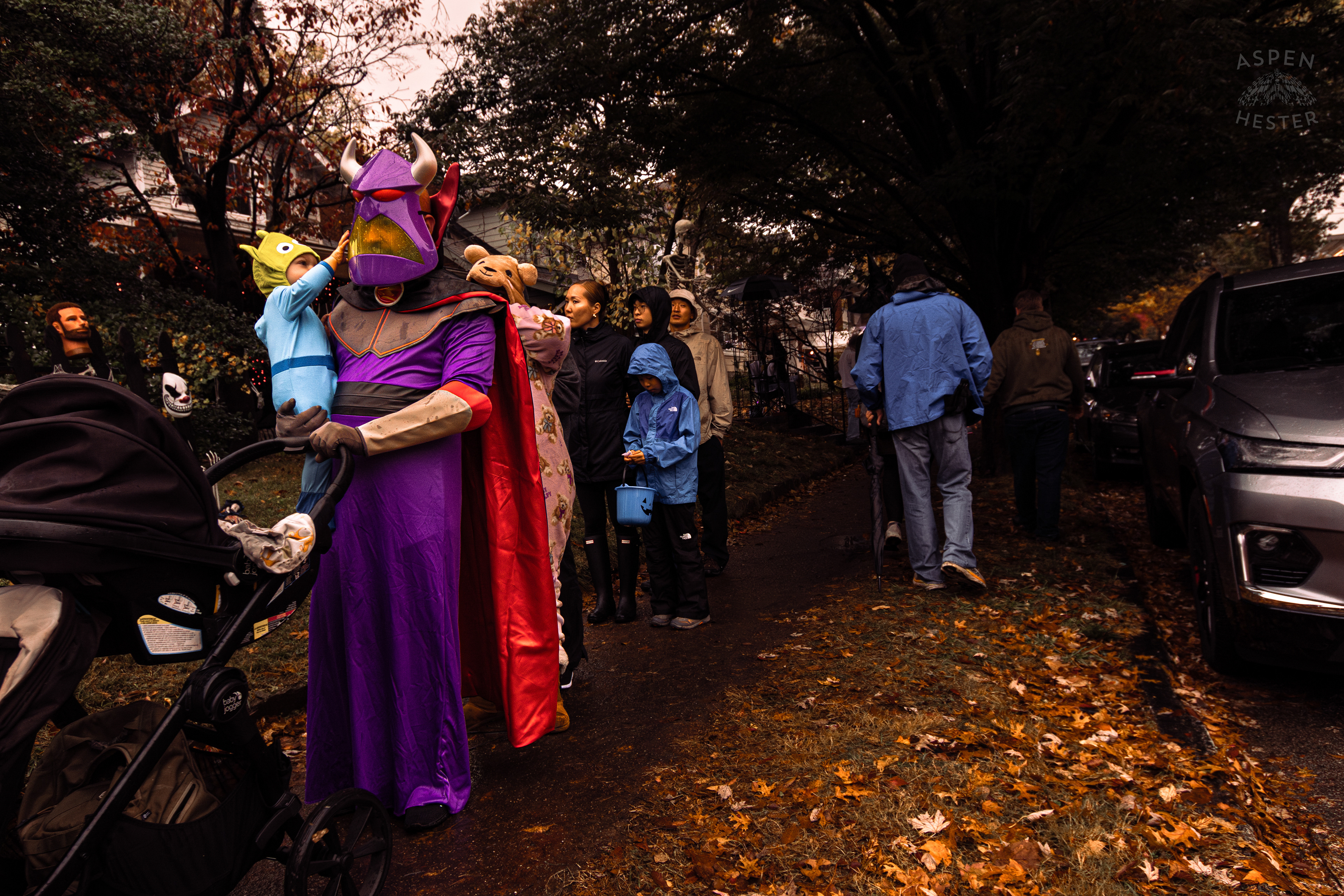 Emperor Zurg and A Pizza Planet Alien Trick Or Treating Along Hillcrest Avenue on Halloween Night. October 31st, 2024/Aspen Hester