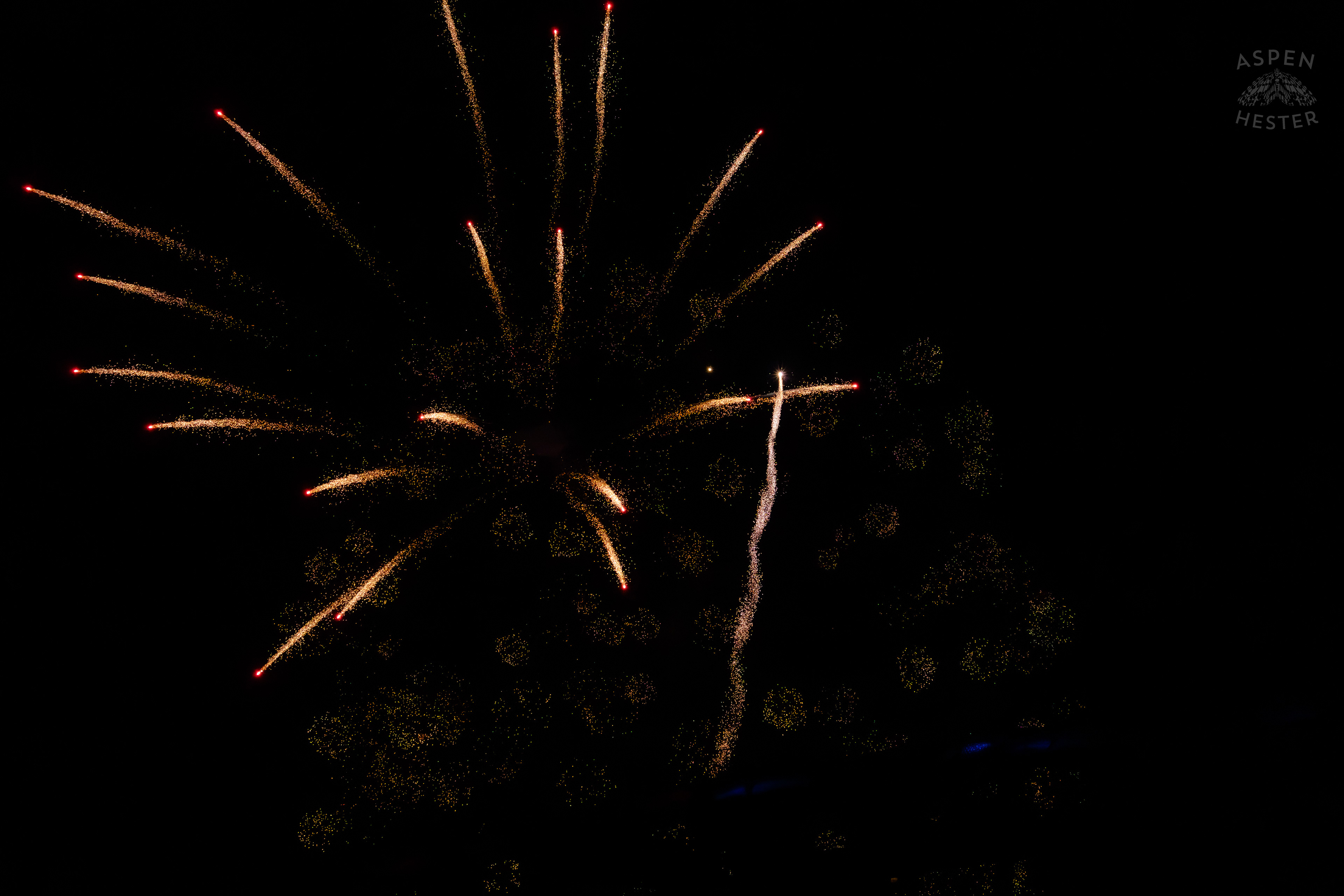 The Fireworks Show at Waterfront Park Fourth of July. July 4th, 2024/Aspen Hester