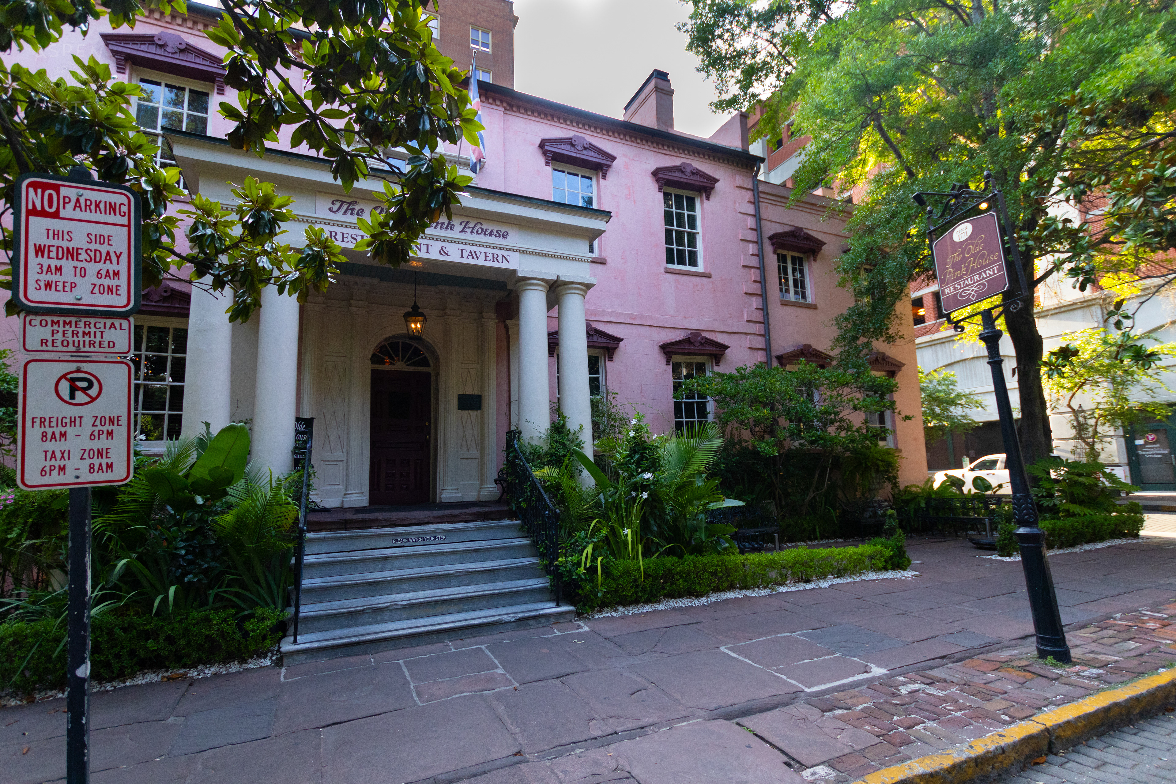 The Olde Pink House In Savannah Georgia. June 24th, 2024/Aspen Hester